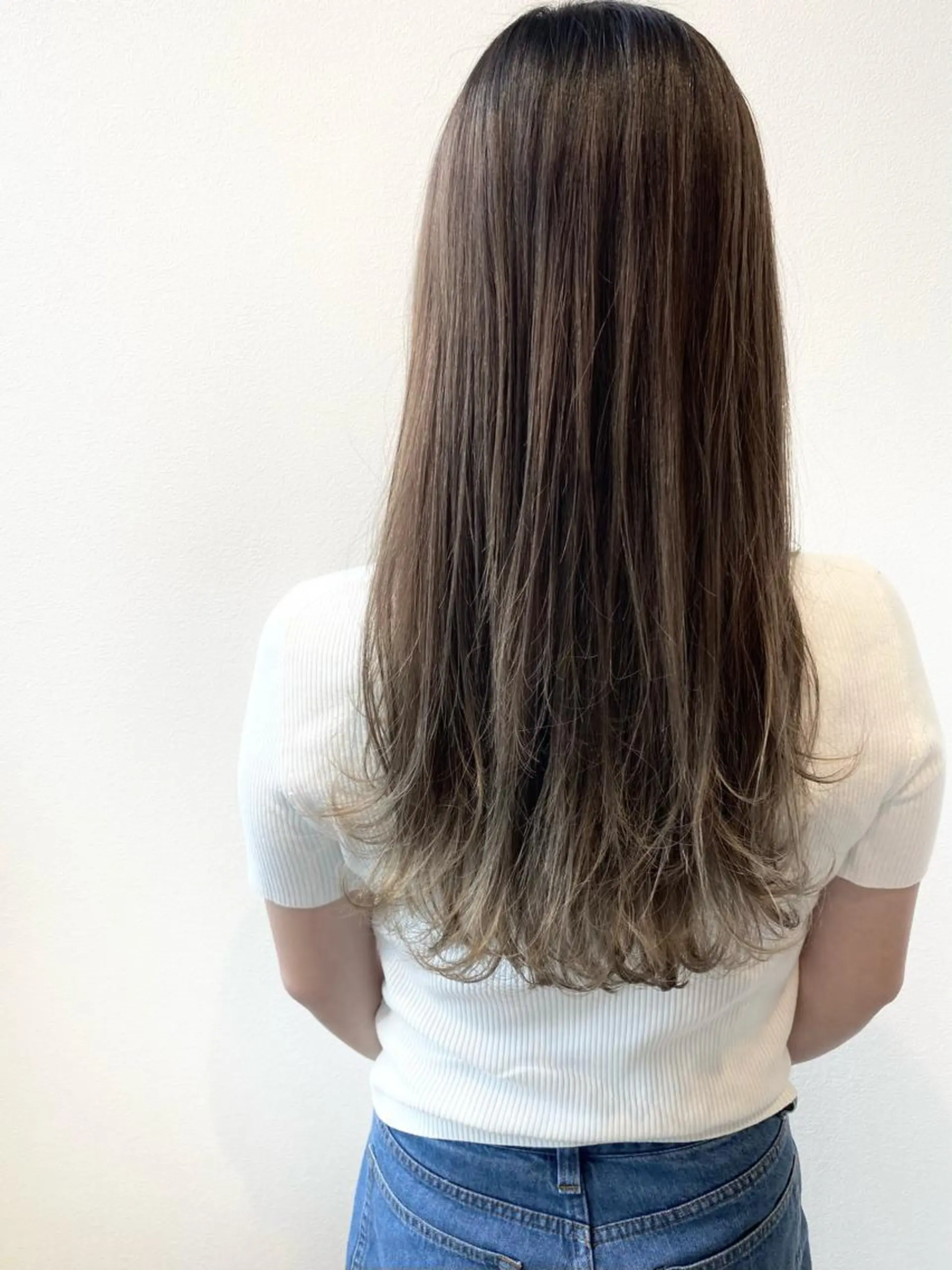 ロング カット ヘアカラー トリートメント MYRTLE TSUNODAのヘアスタイル