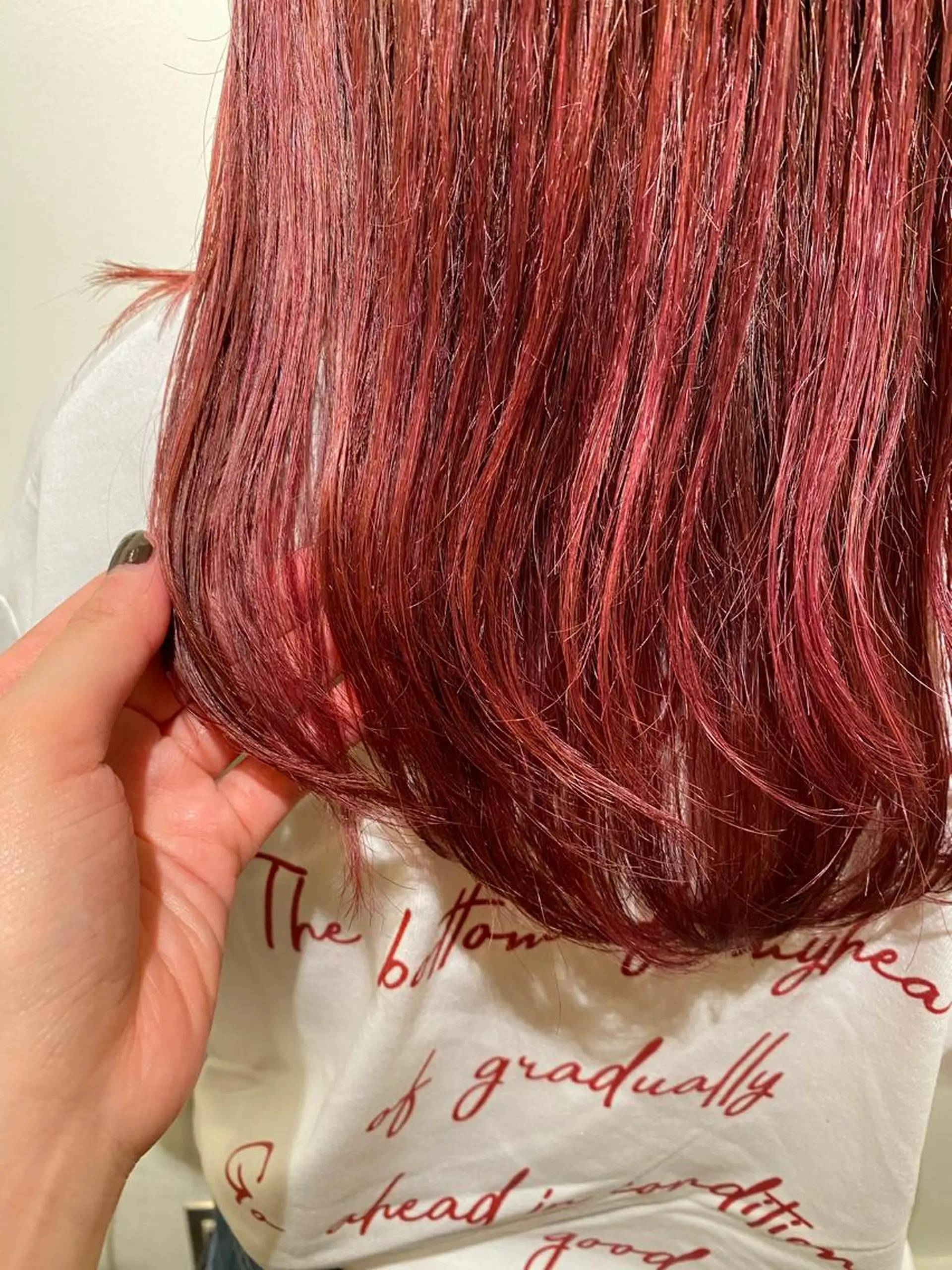 セミロング カラー 高浜 夕海のヘアスタイル