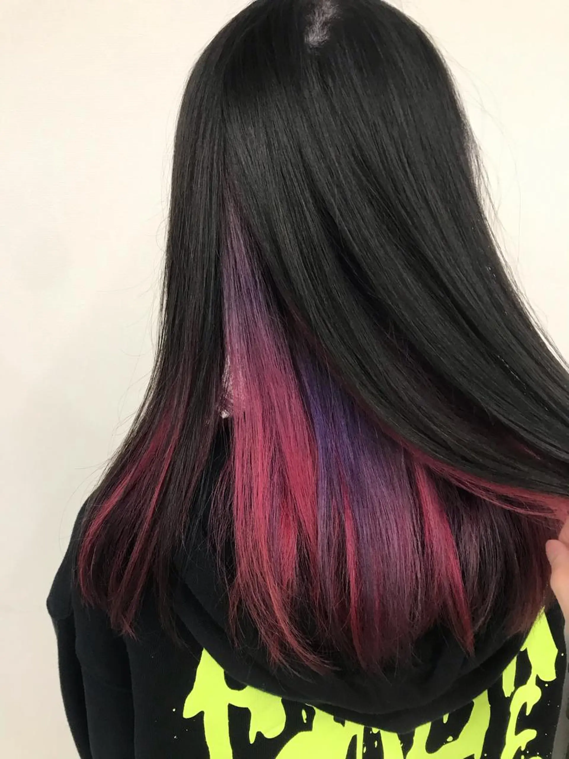 カラー 荒川 賢人のヘアスタイル