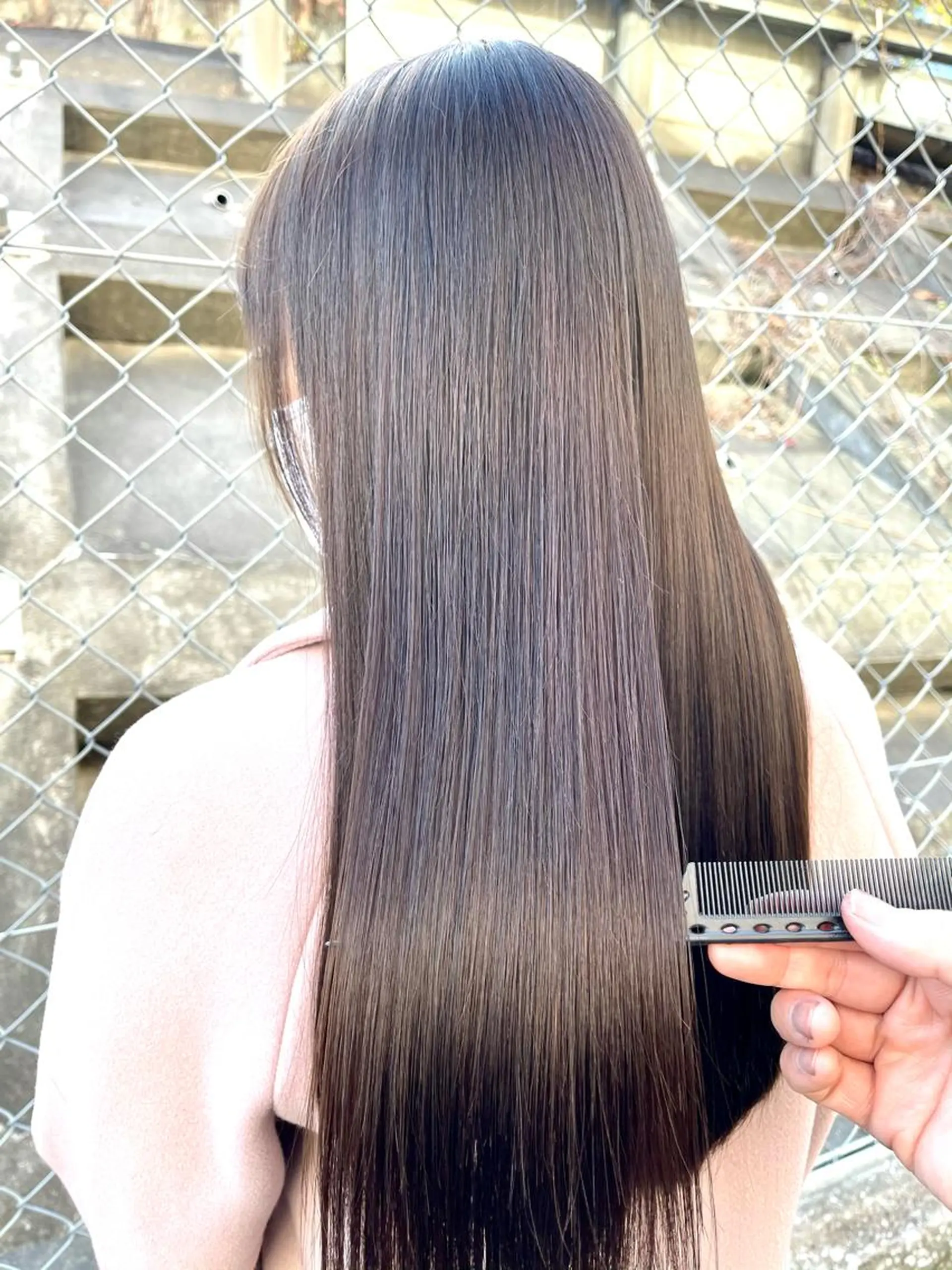 セミロング 髪質改善 縮毛矯正 ヘアカラー 縮毛矯正 トリートメント 圧倒的美髪ストレート ツダケイタロウのヘアスタイル