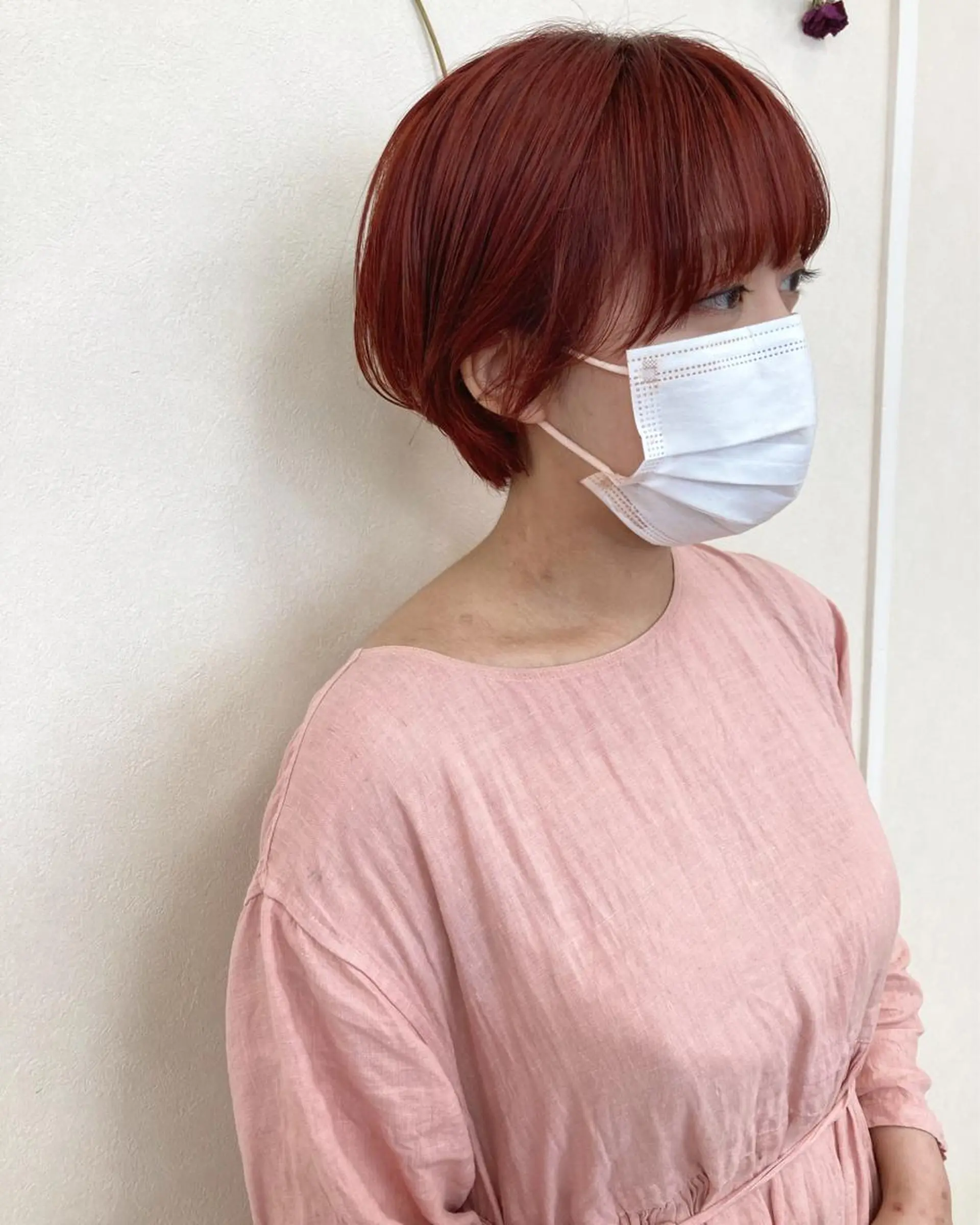 ショート カラー 切りっぱなしボブ ショートボブ ハンサムショート ブリーチ レッドカラー カット ヘアカラー トリートメント 初めてのショート お任せください✂️のヘアスタイル
