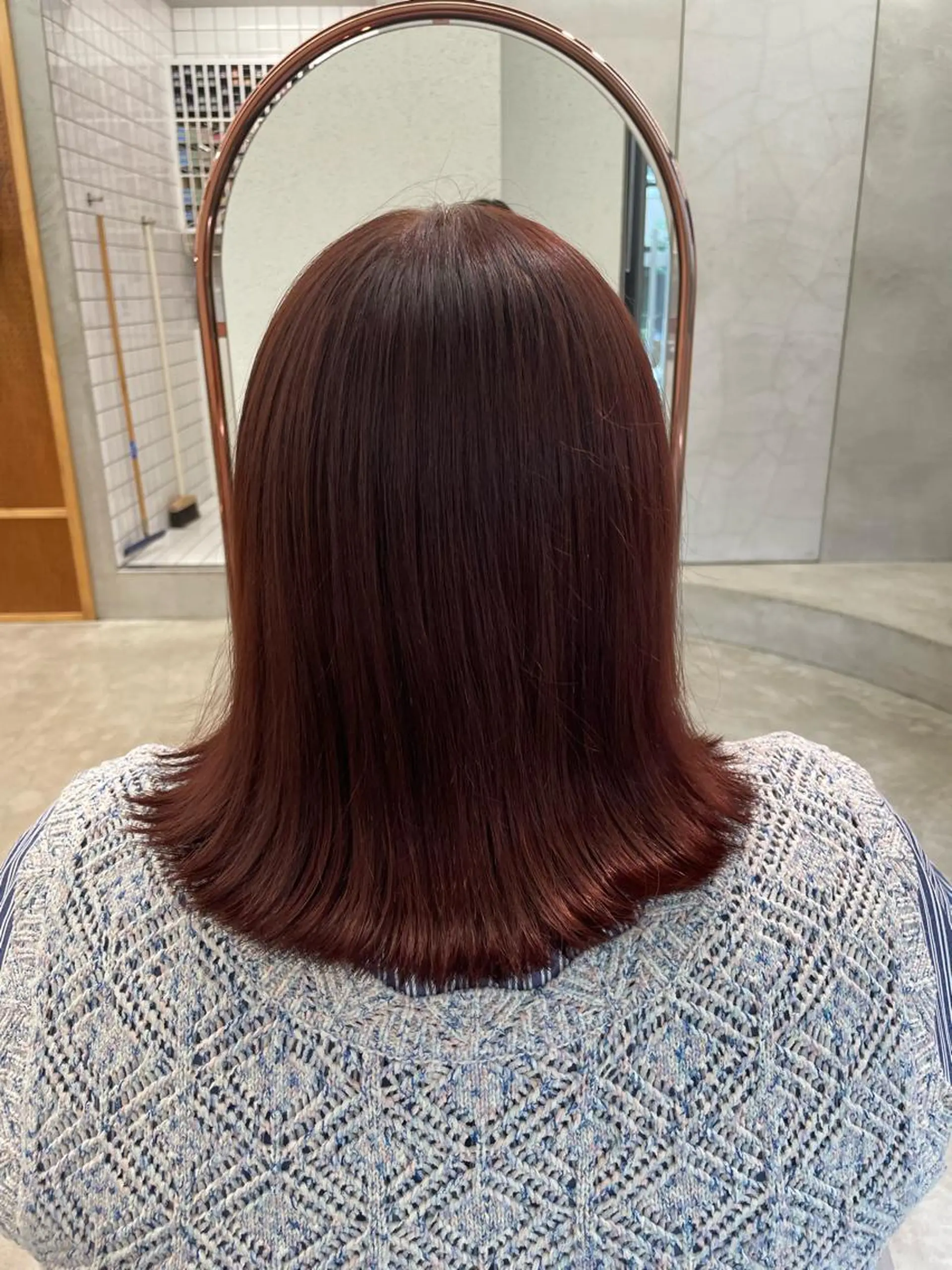 セミロング ヘアカラー 鶴井 美空のヘアスタイル