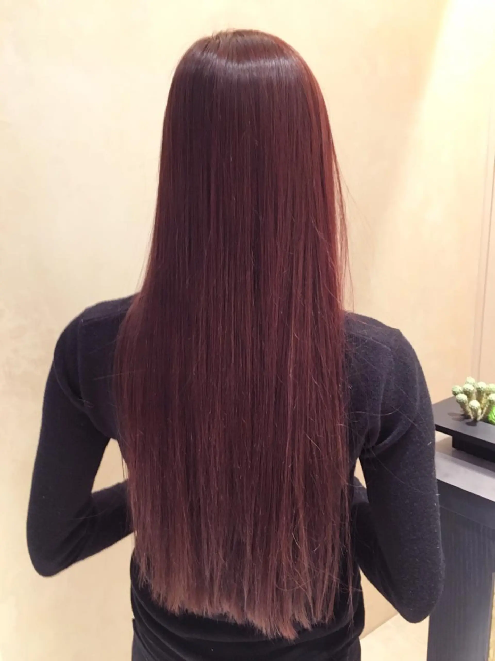 ミディアム セミロング ロング カラー ピンクカラー 酸性縮毛矯正のプロ 杉山玲介のヘアスタイル