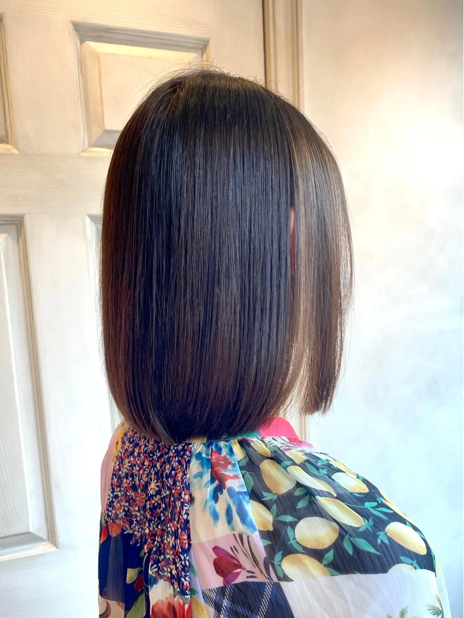 ミディアム 伸ばしかけ 髪質改善 縮毛矯正 酸性ストレート カット 縮毛矯正 千 田のヘアスタイル