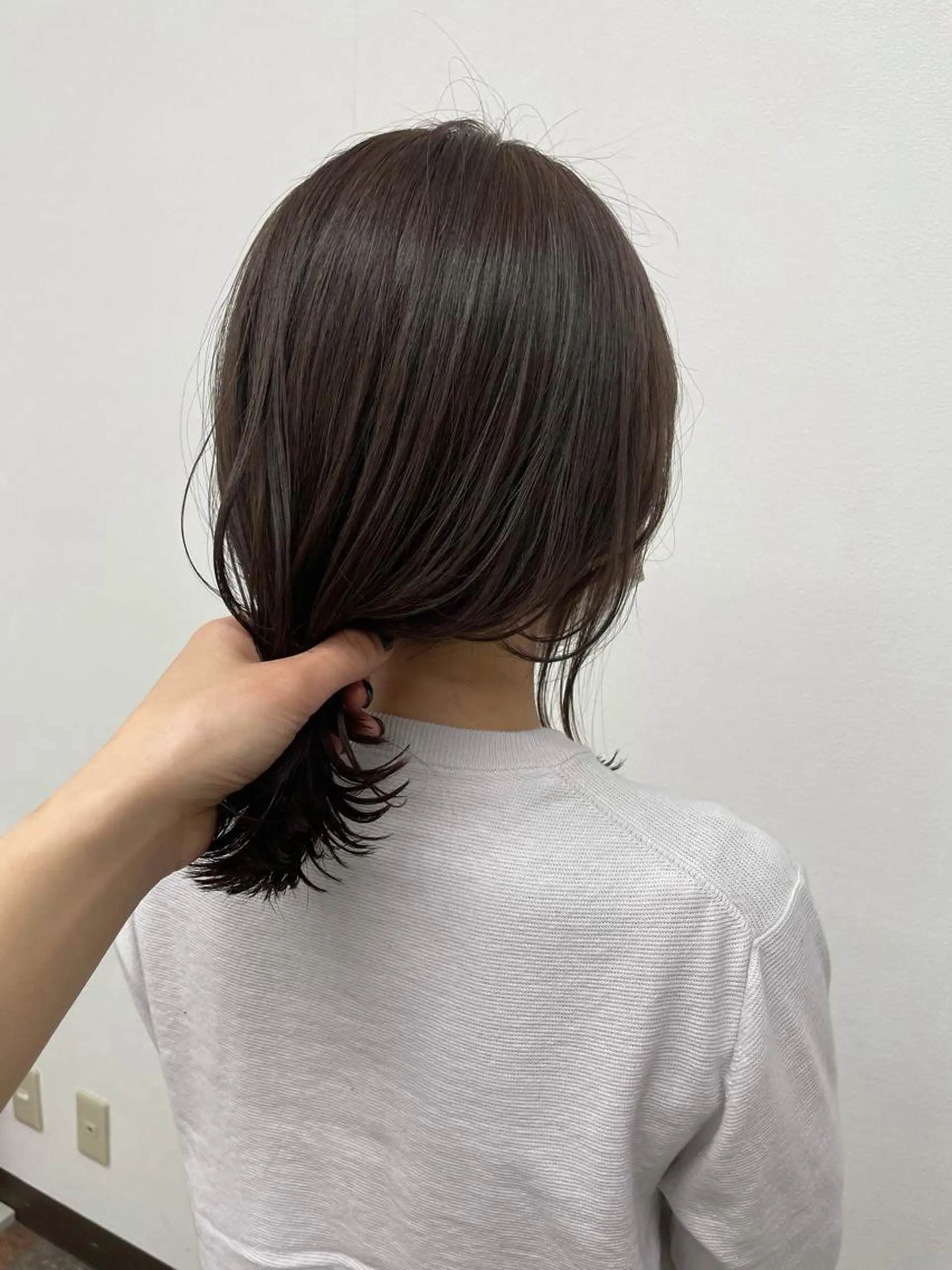 セミロング カラー ヘアアレンジ ブラウンカラー ヨシンモリ 韓国風ヘア レイヤーカット カット ヘアカラー トリートメント 酸性縮毛矯正🧴韓国 レイヤー/髪質改善のヘアスタイル