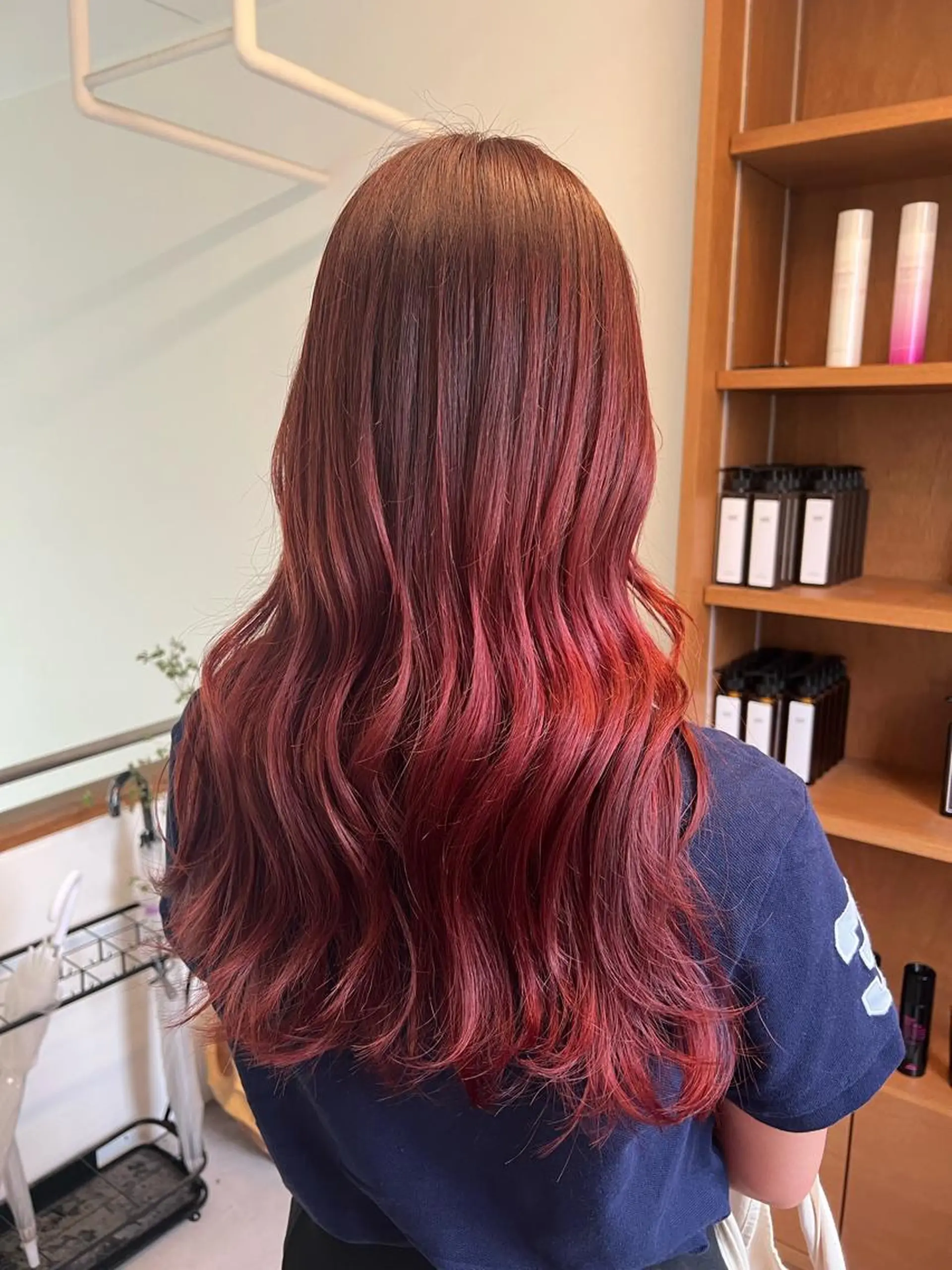 ロング カラー ブリーチ カット ヘアカラー Ami ブリーチ/ハイトーンのヘアスタイル