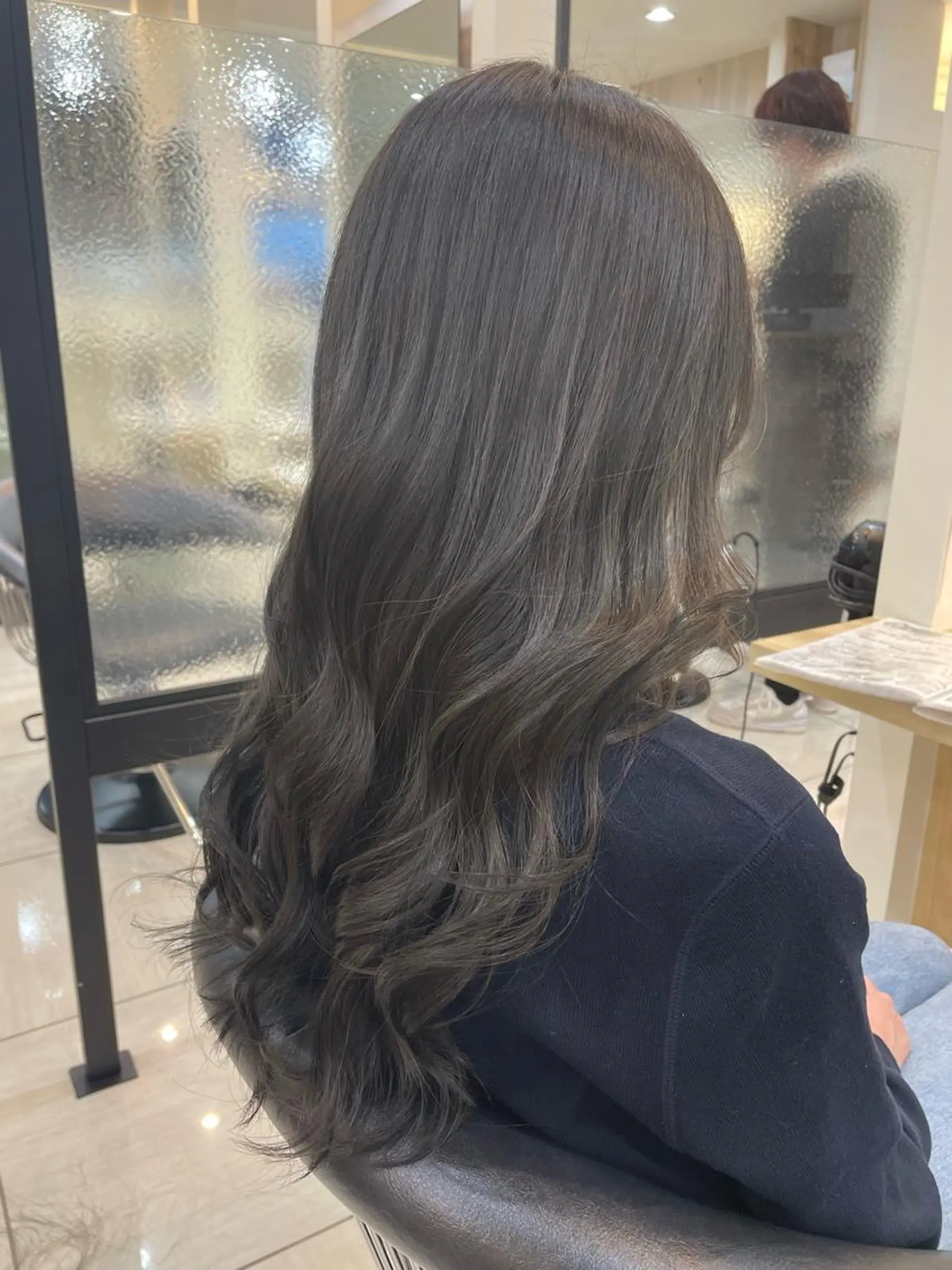 ロング カラー アッシュ アッシュブラウン ブラウンカラー トリートメント ヘアカラー トリートメント 田野倉NEXT店 美髪ニストのヘアスタイル