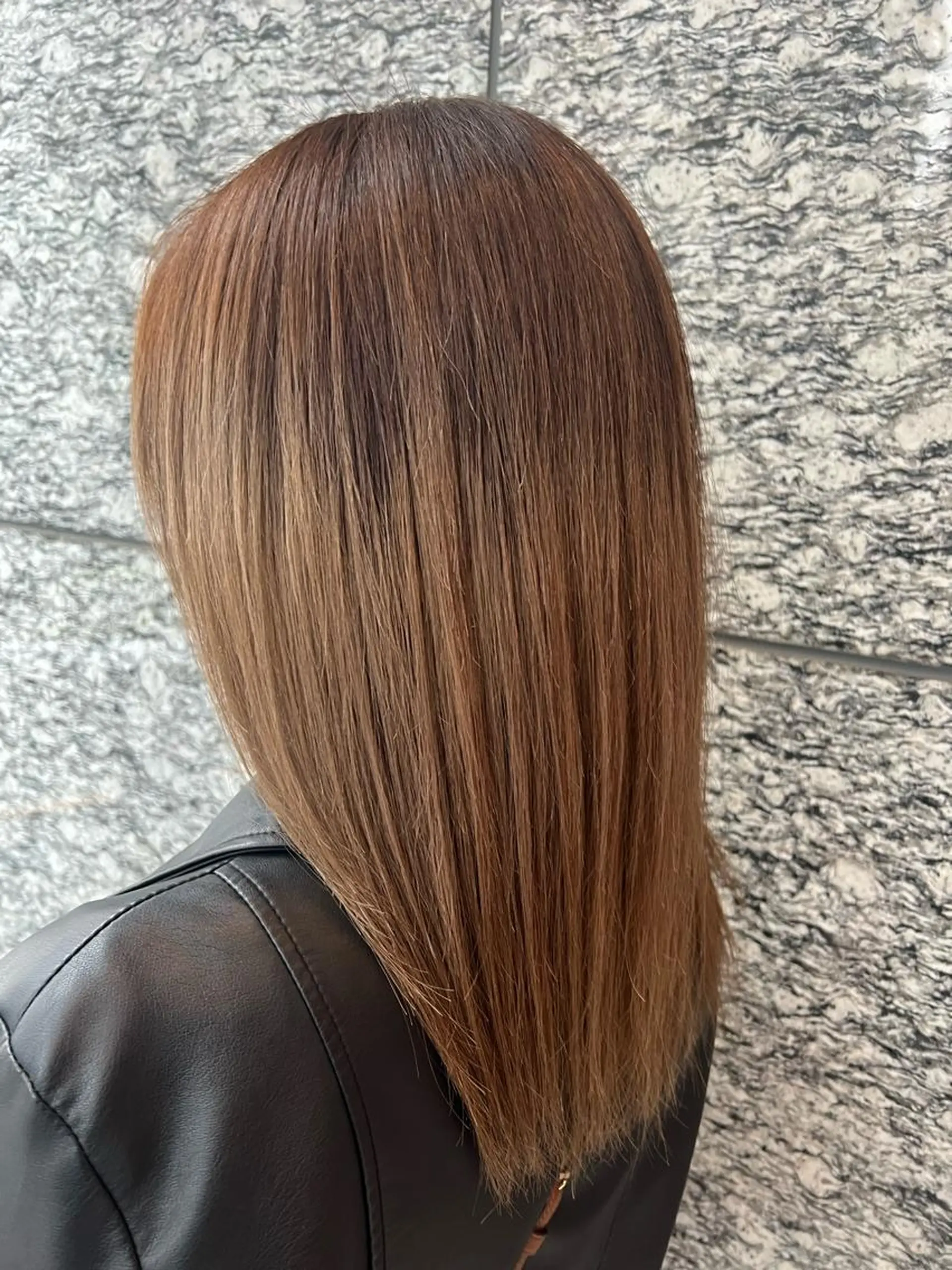 セミロング 髪質改善 トリートメント 酸熱トリートメント 大森 勝馬のヘアスタイル