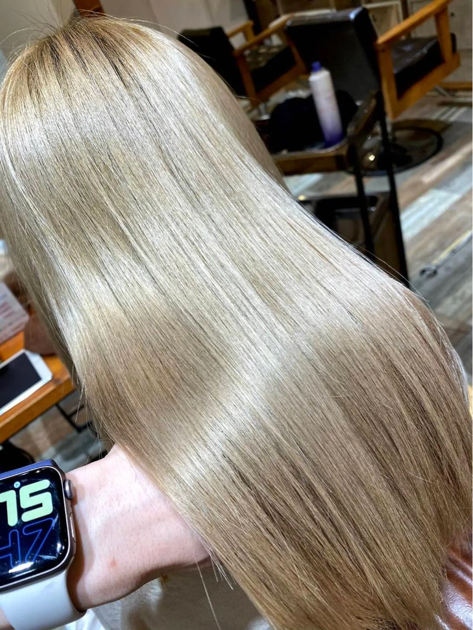 ロング カラー カット ヘアカラー トリートメント エクステ 韓国風・ブリーチなし ・あり後藤 一斗店長のヘアスタイル