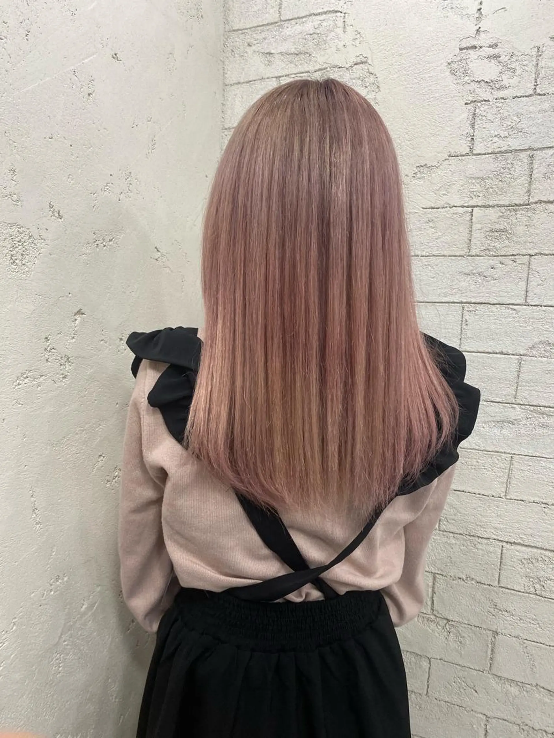 ロング カラー ベージュカラー ピンクカラー ピンクベージュ ホワイトピンク ホワイトピンクベージュ ホワイト系はお任せ /ブリーチ/店長岩崎のヘアスタイル