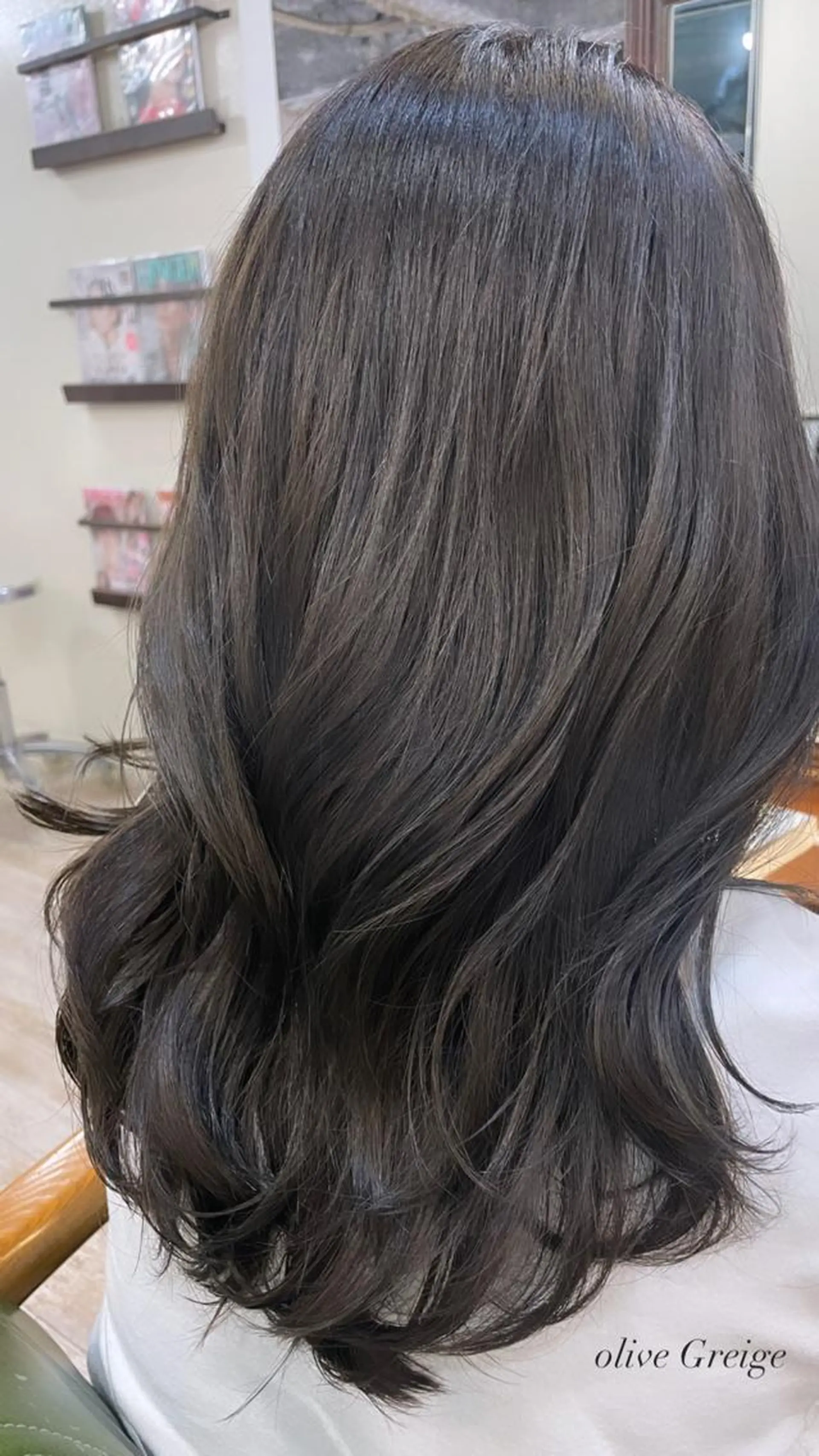 セミロング ウルフカット/ボブ りなのヘアスタイル