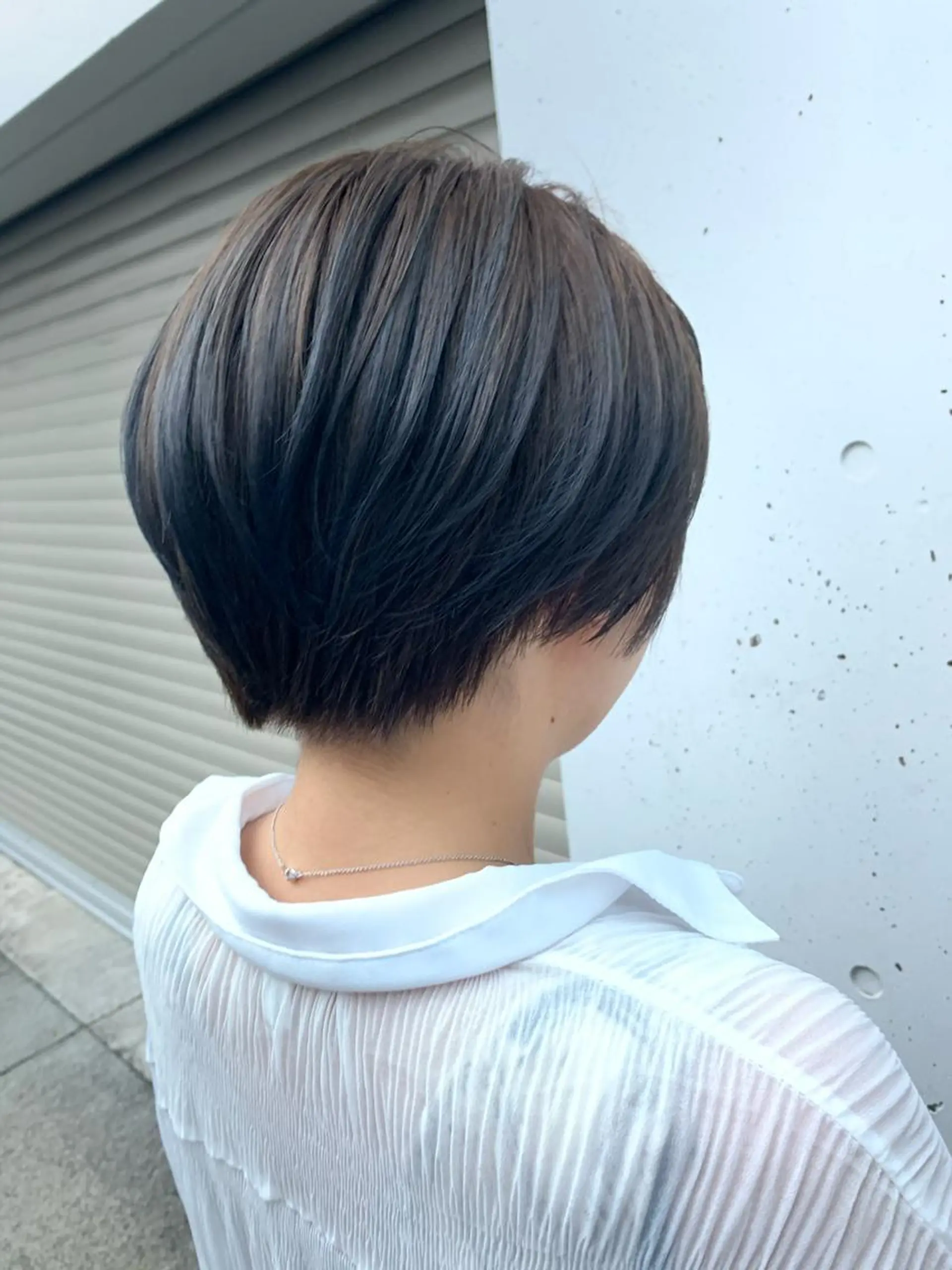 ショート アッシュ アッシュグレー 似合わせカラー🫶 小川千波のヘアスタイル