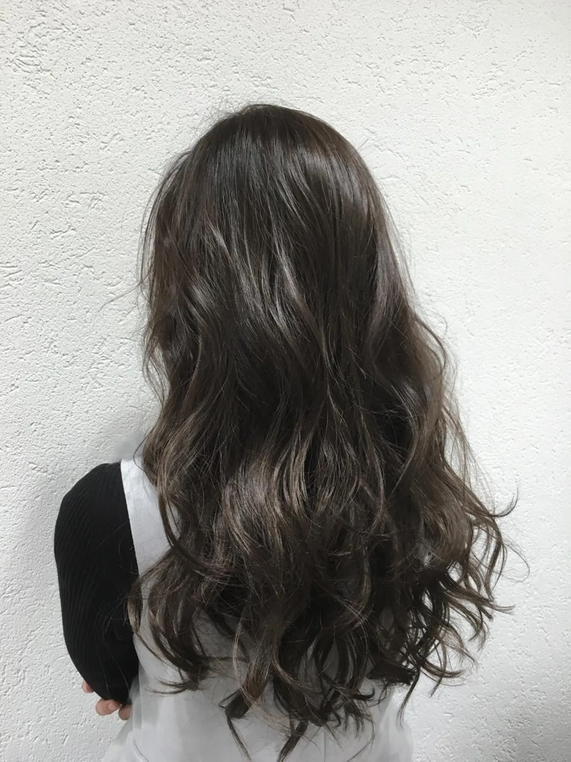 ロング カラー biscohair 髪にドラマを。のヘアスタイル