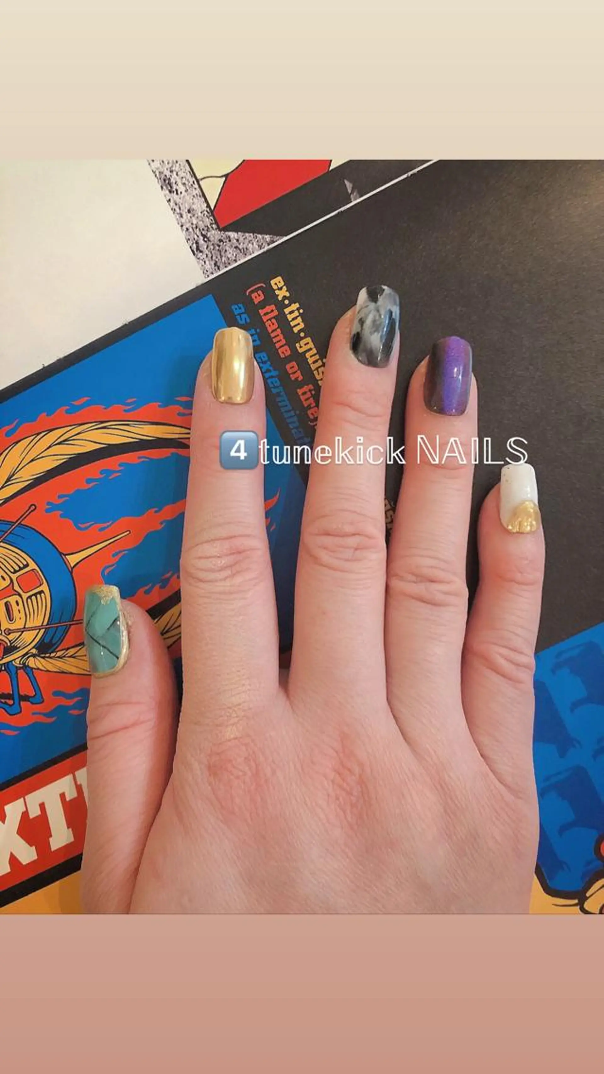 ネイル ニュアンスネイル 4tunekick NAILS(フォーチュンキックネイルズ)所属・星野 淳子のネイルデザイン