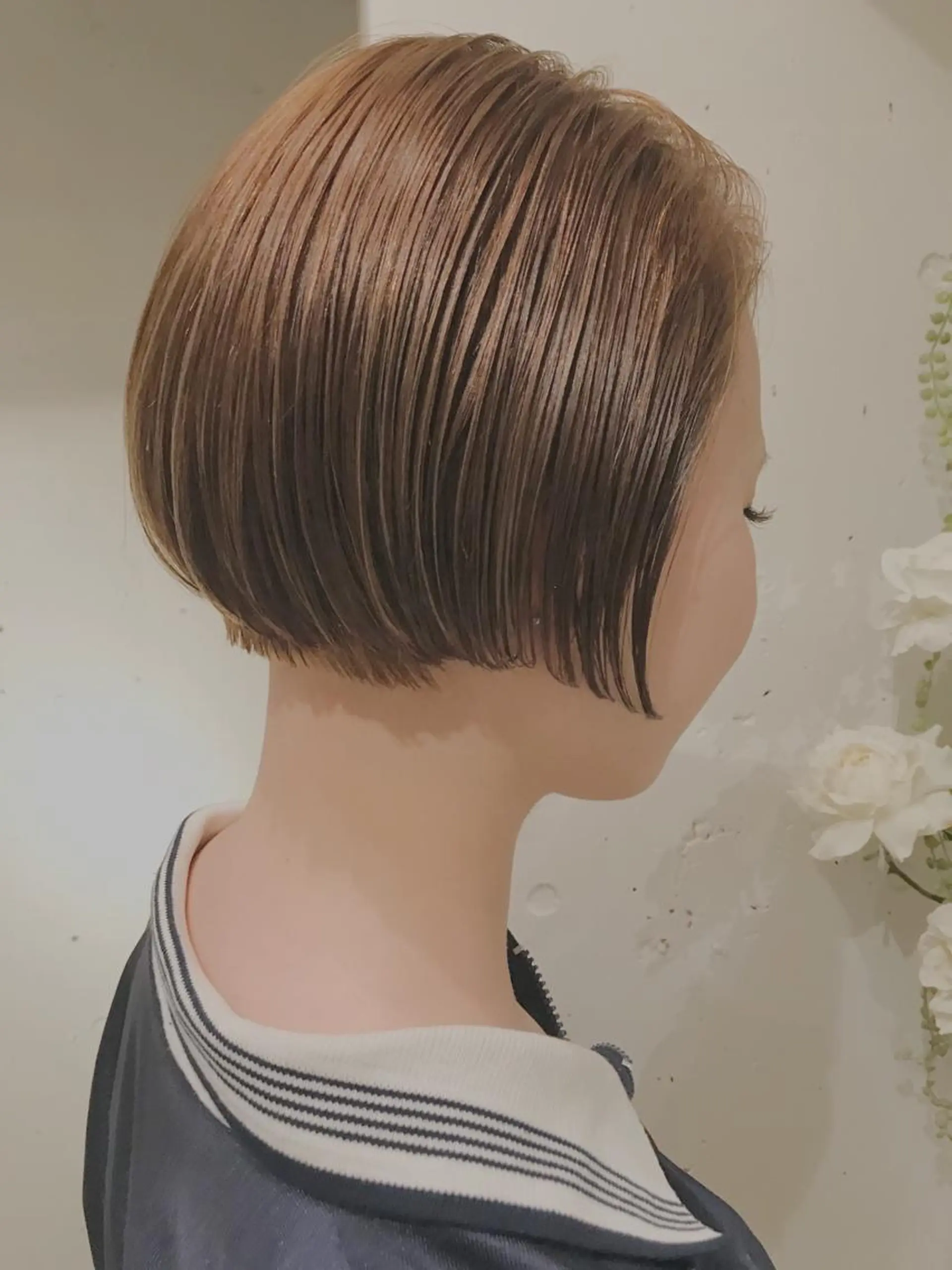 ショート カラー 代官山 ボブヘアーのヘアスタイル