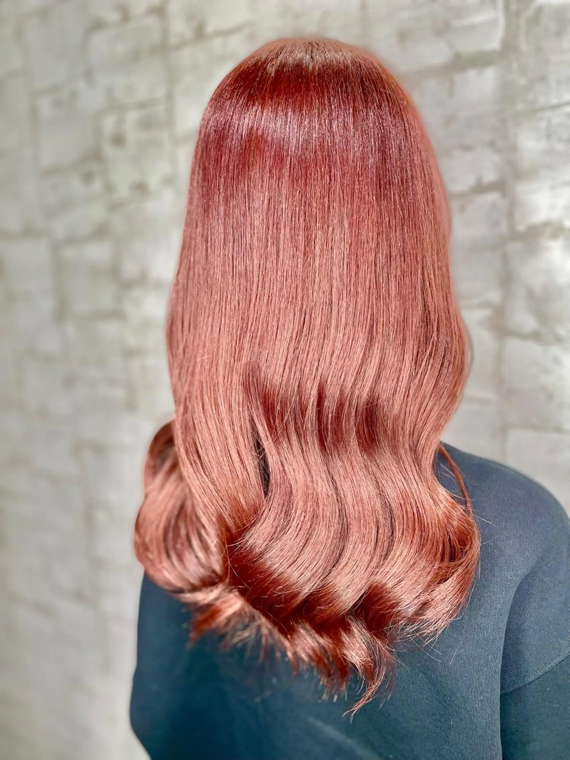 ミディアム カラー ブリーチ 透明感カラー デート 今井 勝也のヘアスタイル