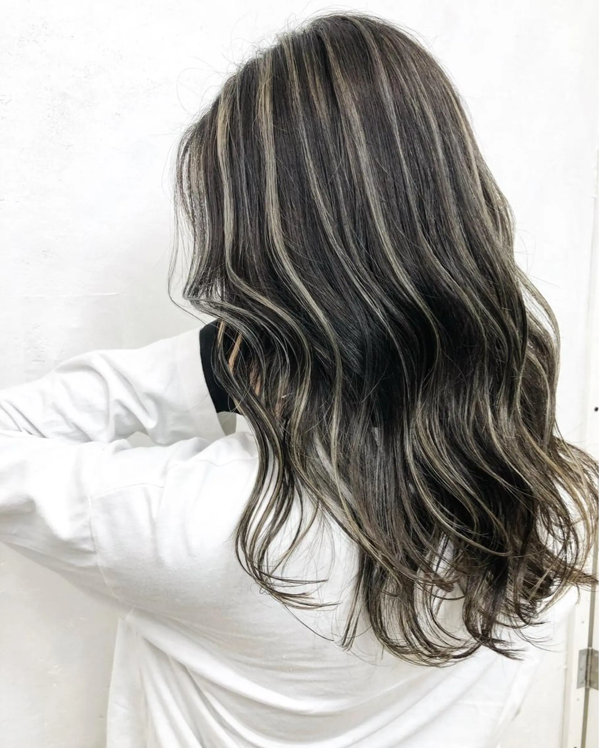 ミディアム タナカ タクヤのヘアスタイル