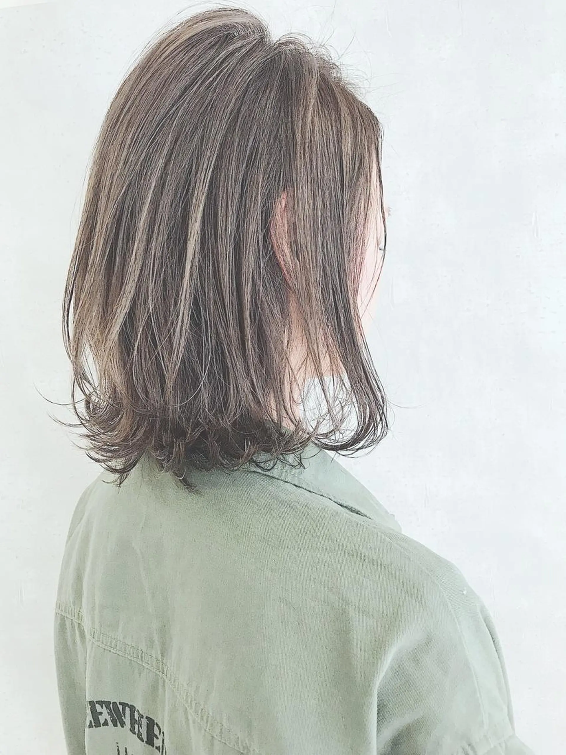 ショート カラー アディクシーカラー ブリーチ ケアブリーチ ダブルカラー ハイライトカラー MOU namba ムウナンバのヘアスタイル