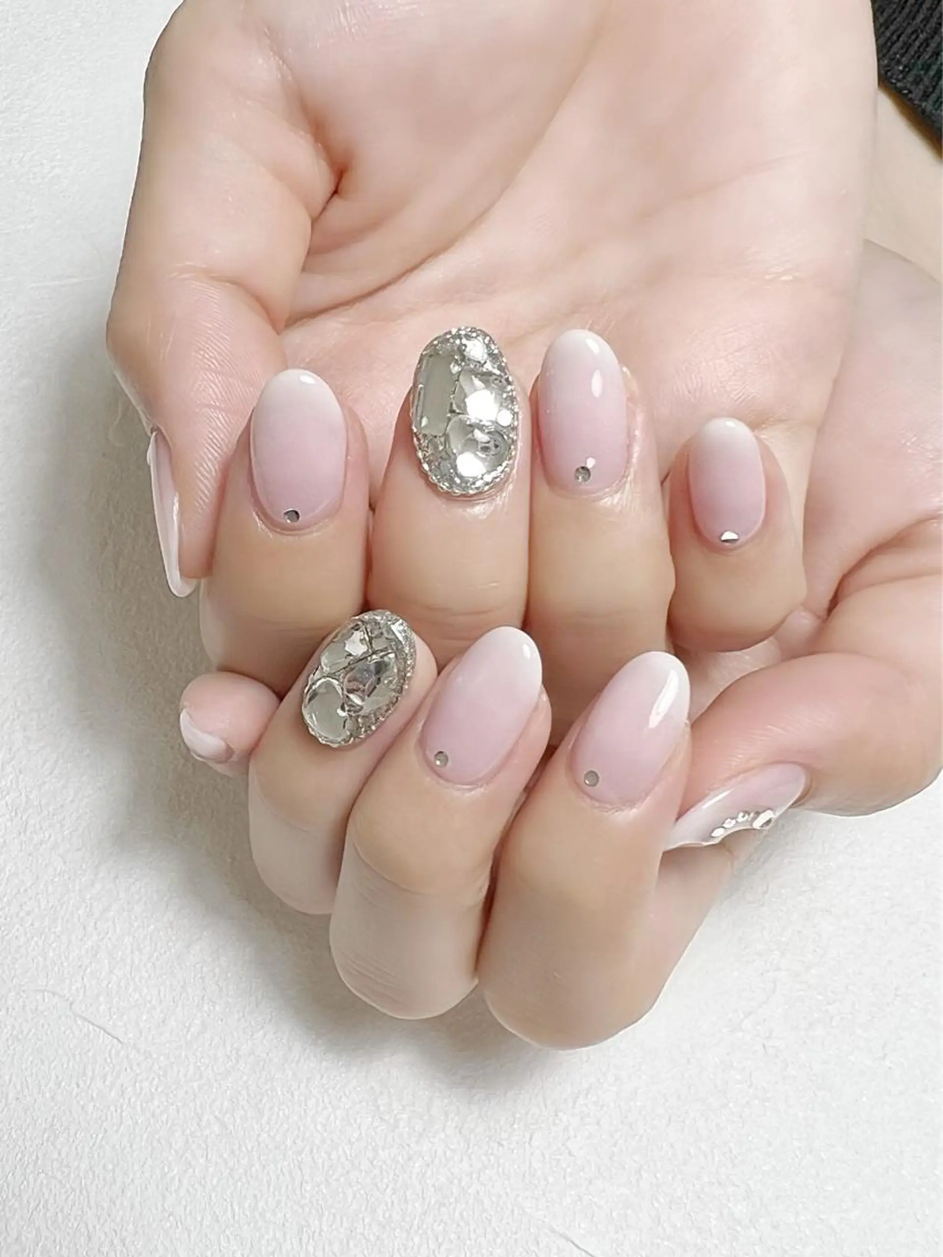 ネイル ガーリー グラデーション キラキラネイル ピンク rouse nail RISATOのネイルデザイン