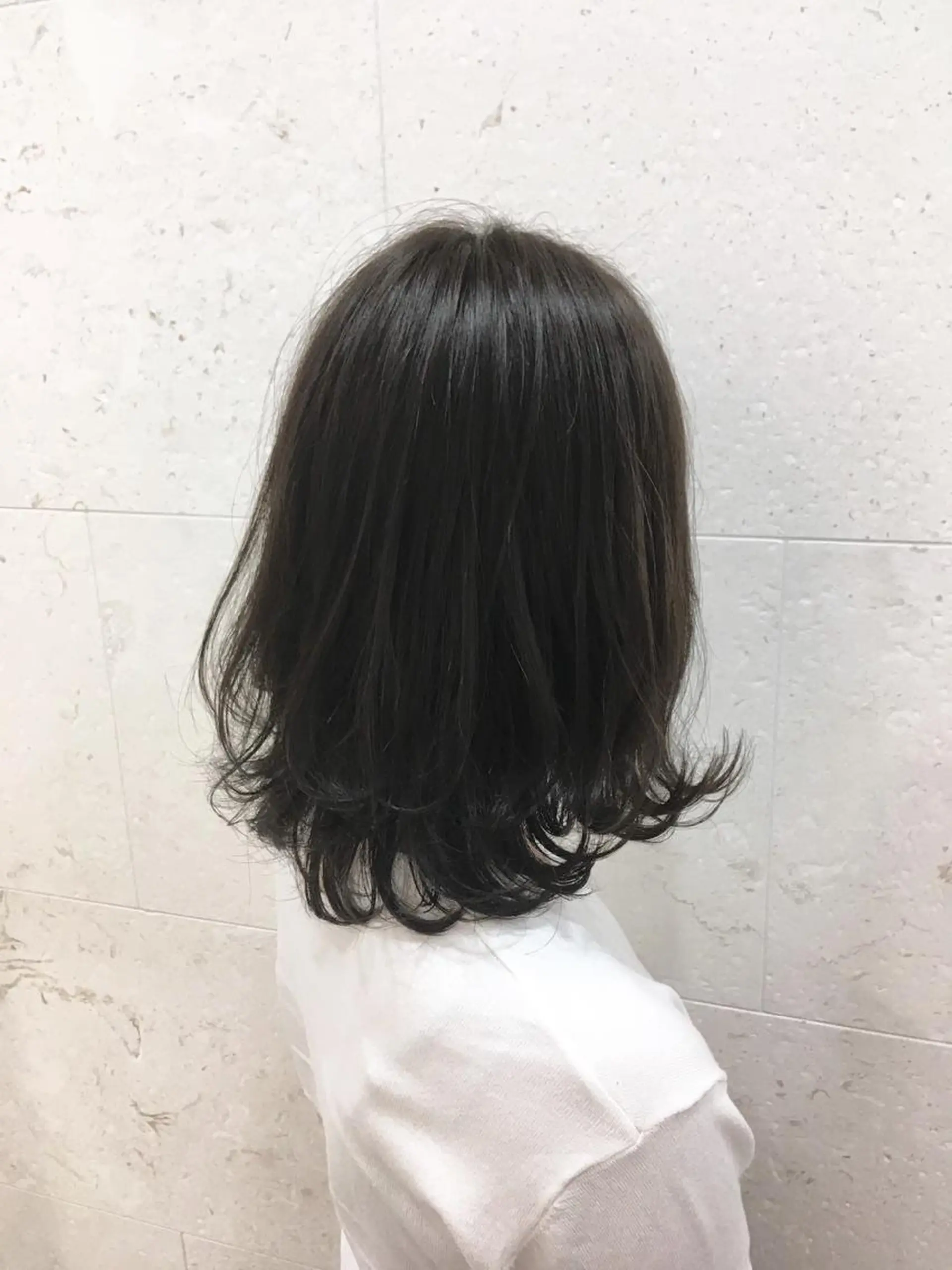ミディアム カラー カット ヘアカラー トリートメント 斉藤 貴也のヘアスタイル