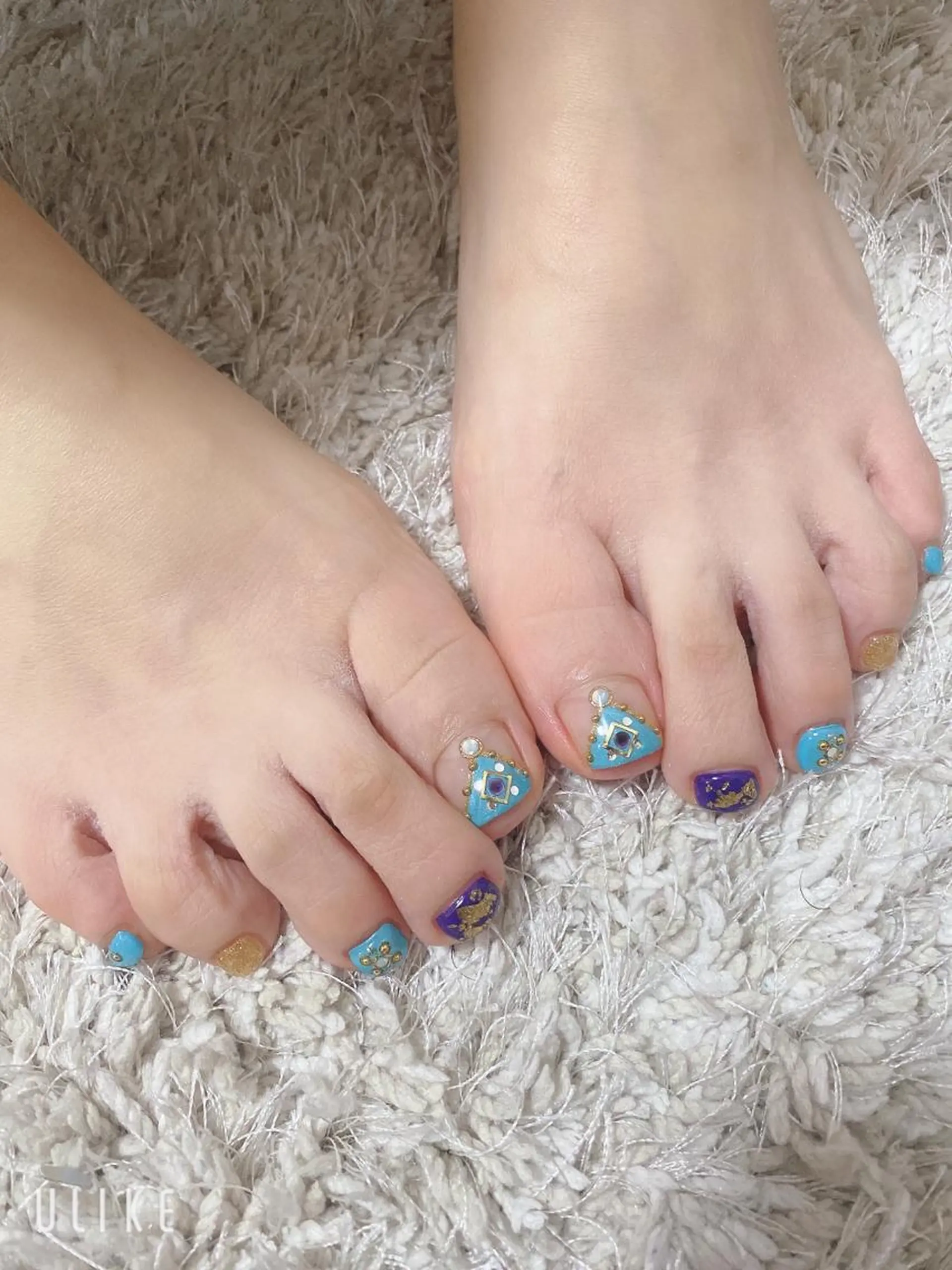 ネイル フットネイル 森山 舞のネイルデザイン