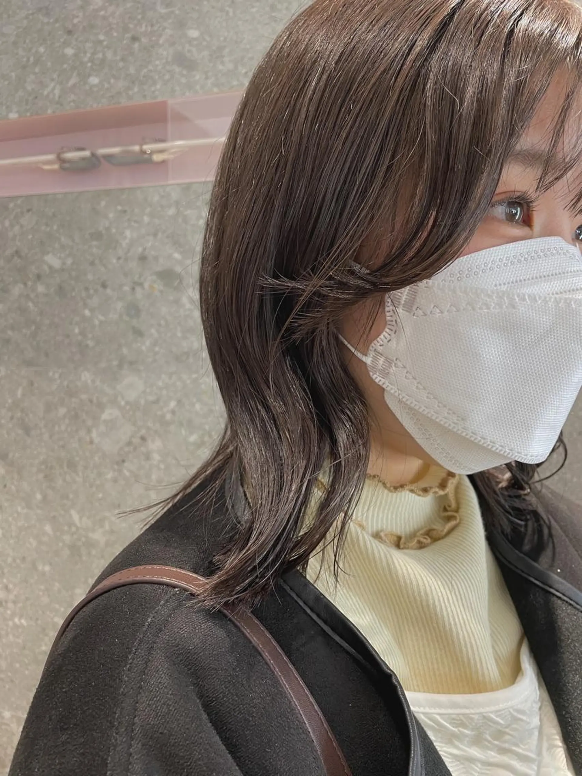 ミディアム カラー サイドバング カット ヘアカラー トリートメント 山下 千明のヘアスタイル