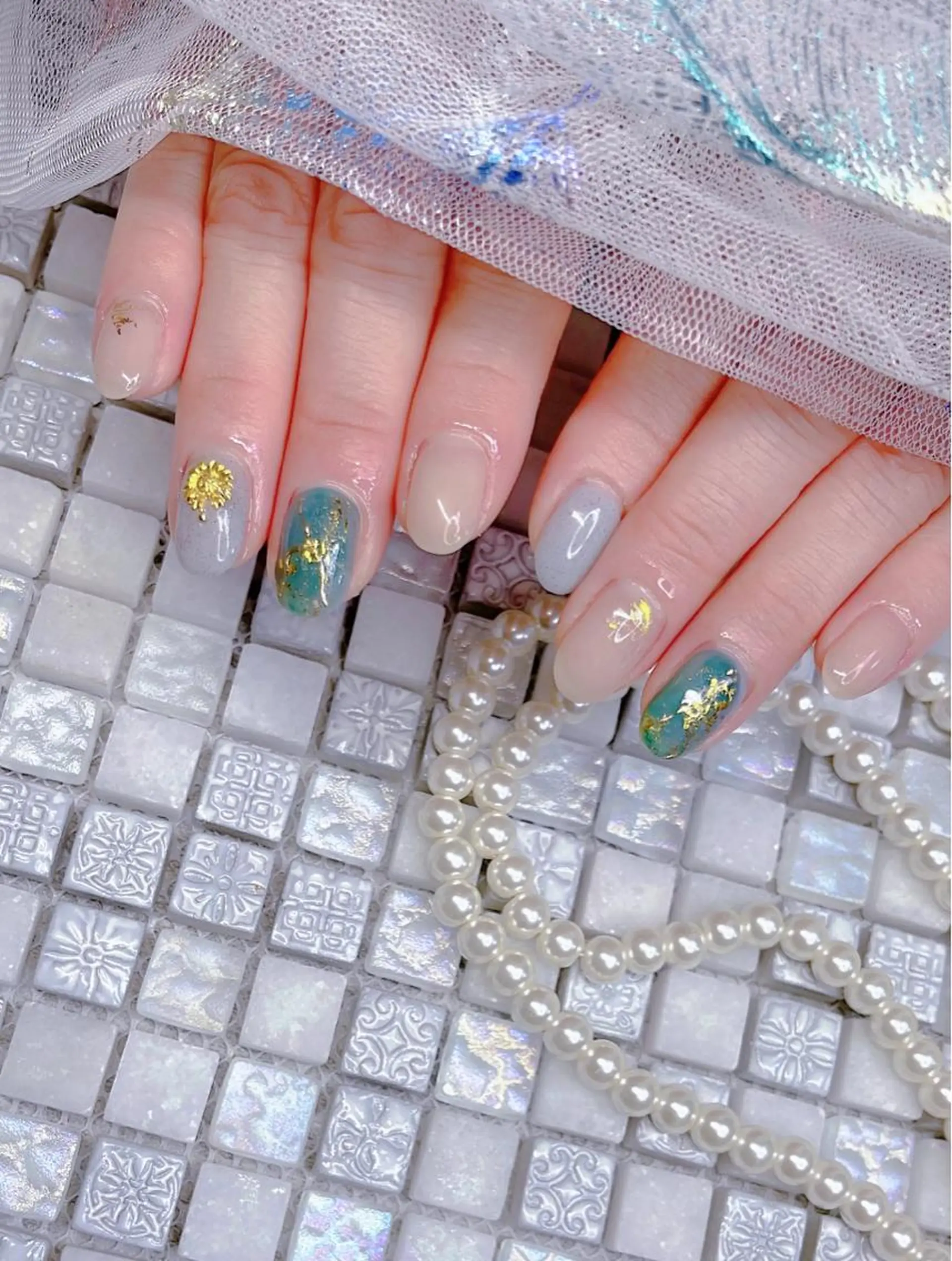 ミディアム めぐみのネイルサロン スタッフ練習のネイルデザイン