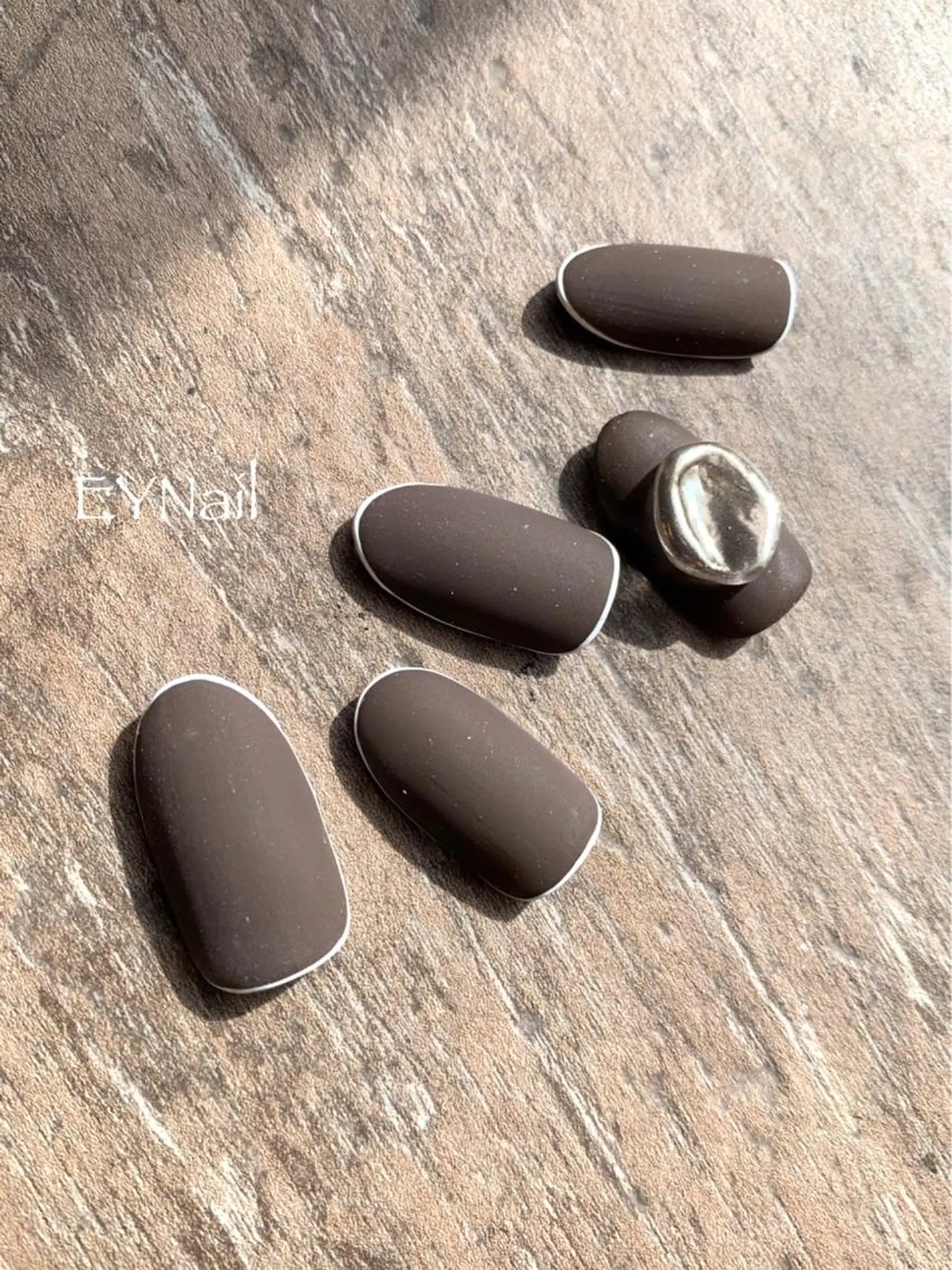 ネイル EYNail Eriのネイルデザイン