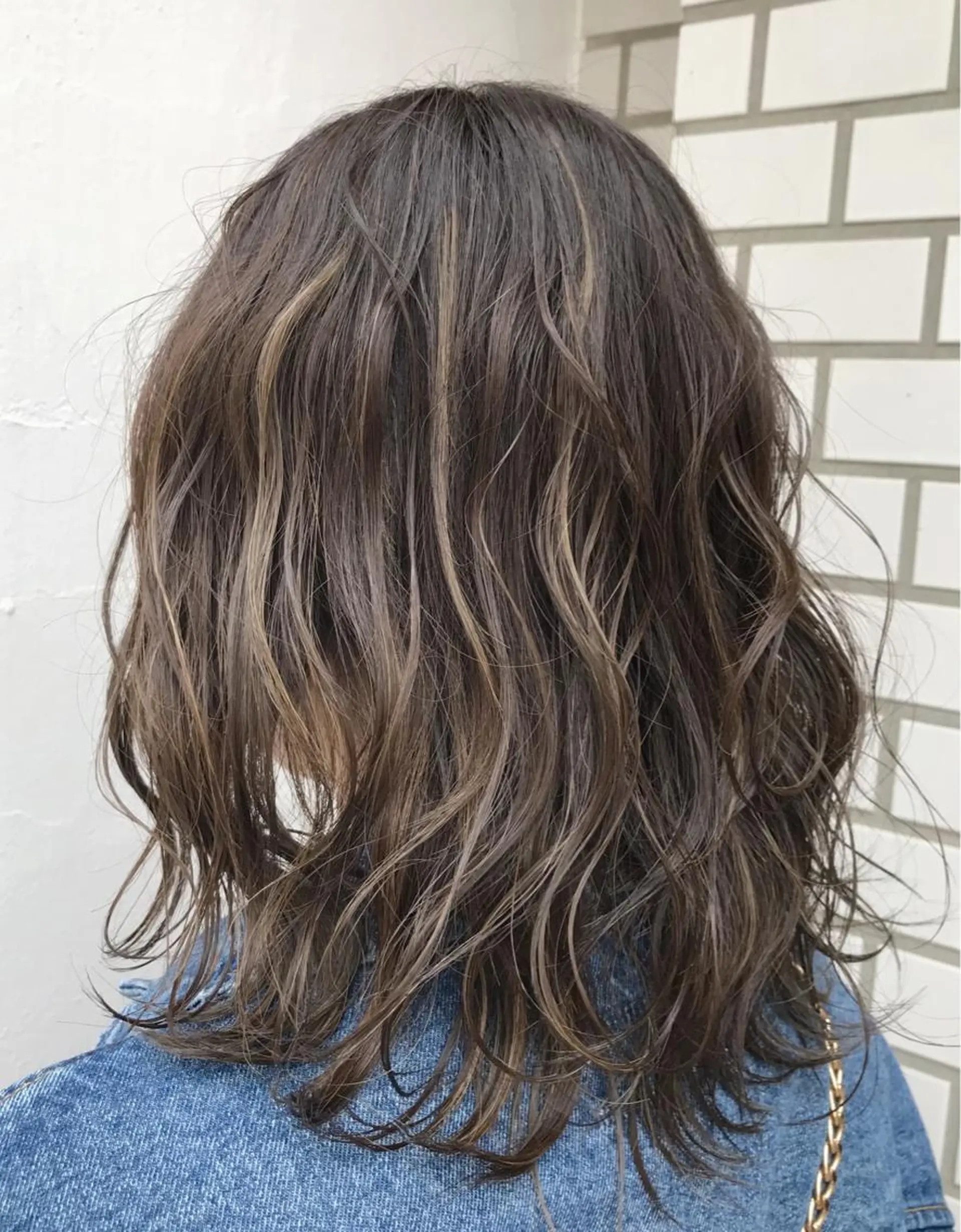 ミディアム カラー ハイライトカラー ハイライト メンズカット特化柏駅 徒歩3分LOUのヘアスタイル