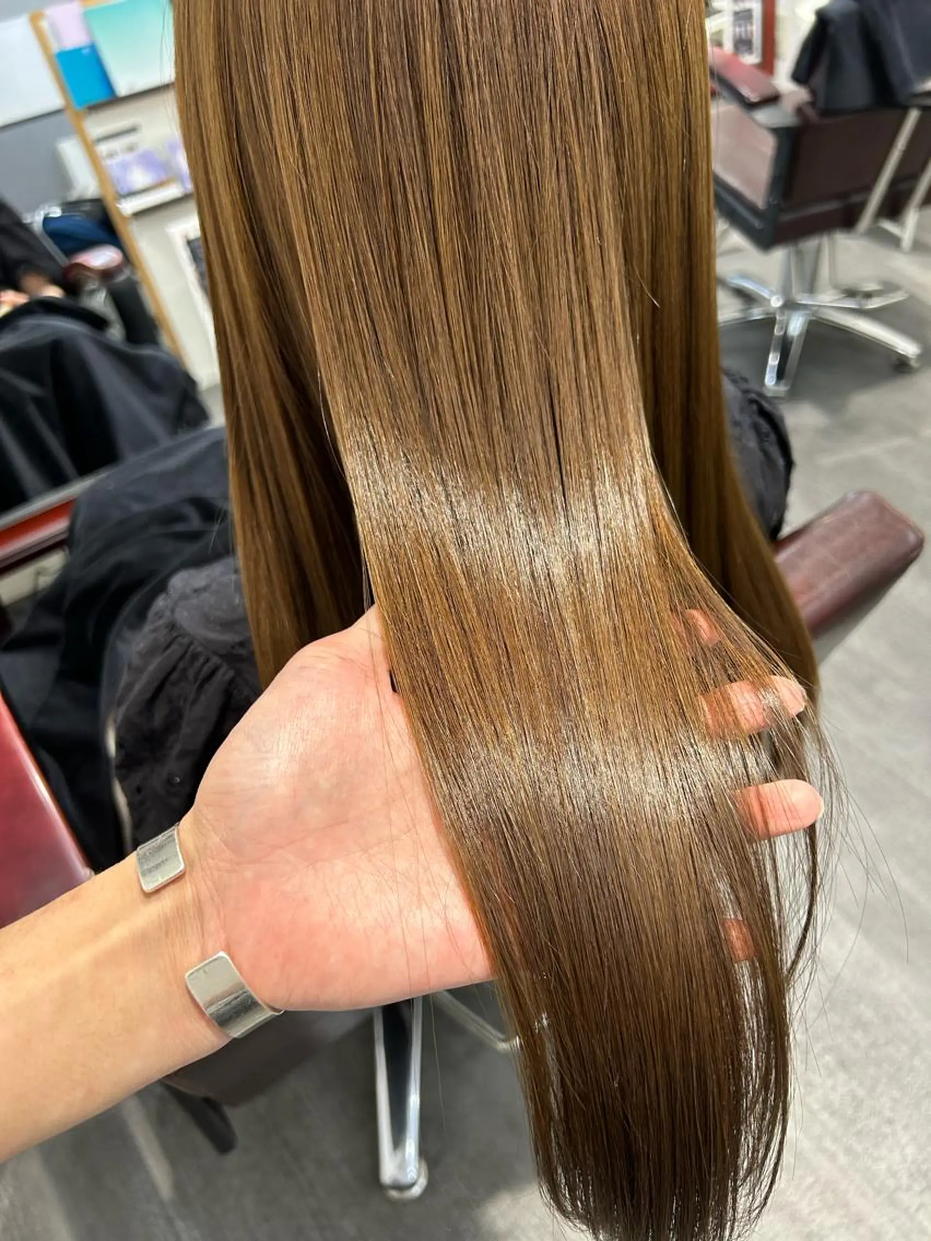 ロング RAYGLOW by HEADLIGHT ひたちなか店所属・ナチュラル/ボブ/ レイヤー/後藤健吾のヘアスタイル