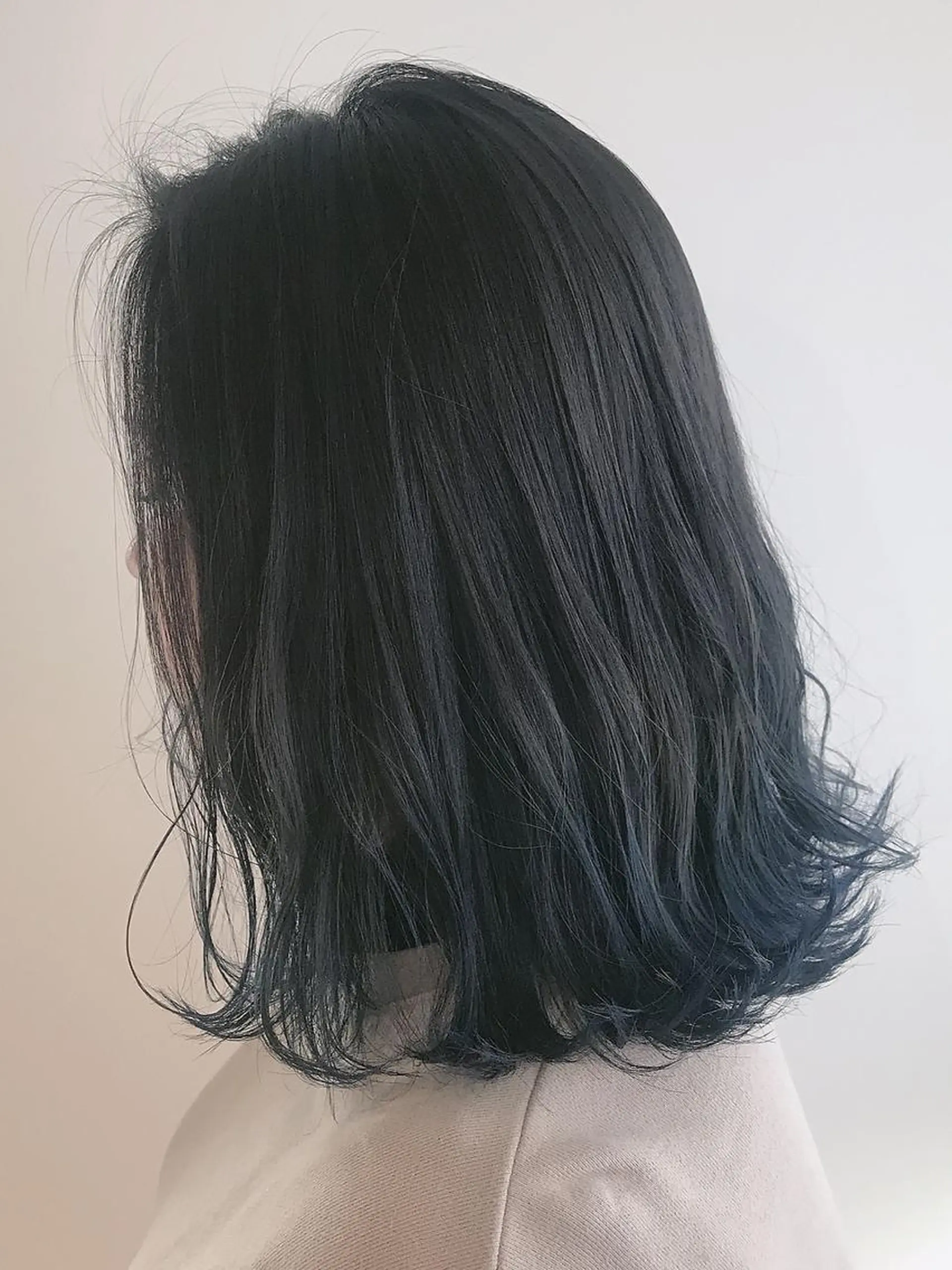 ミディアム noi MIKUのヘアスタイル