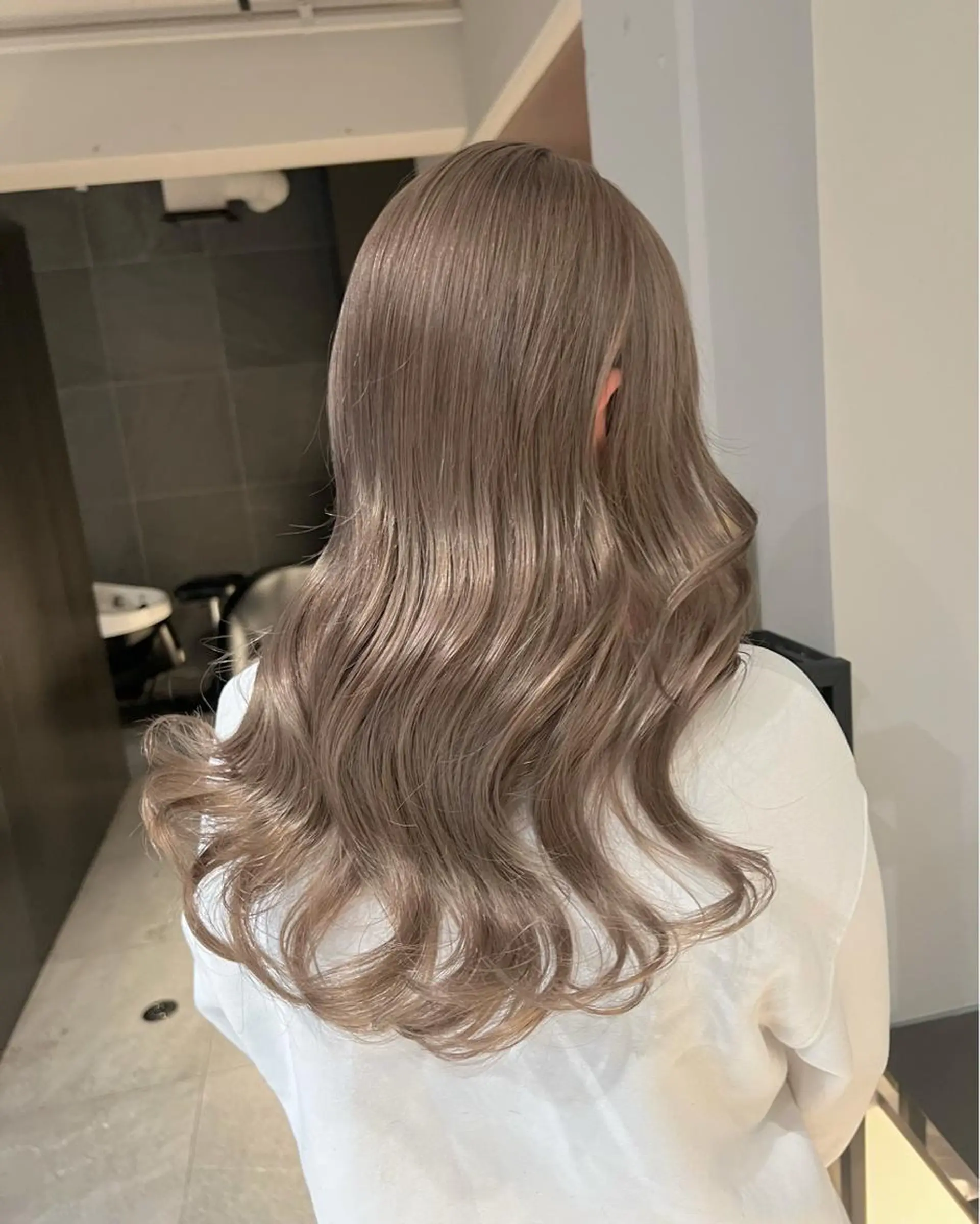 ロング カラー ヘアカラー トリートメント 原田 彩也のヘアスタイル