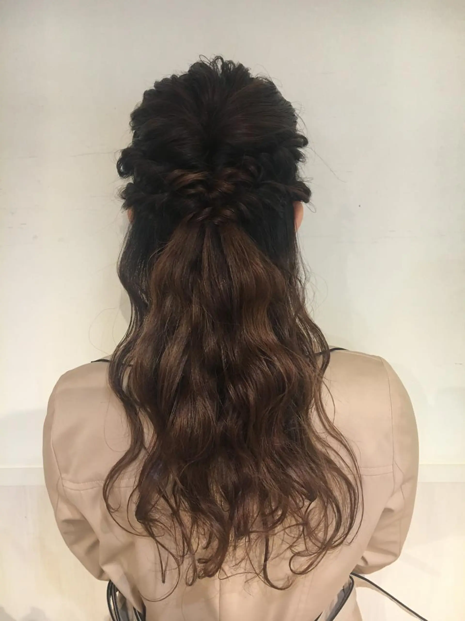 ロング ヘアアレンジ 野崎 ひかりのヘアスタイル