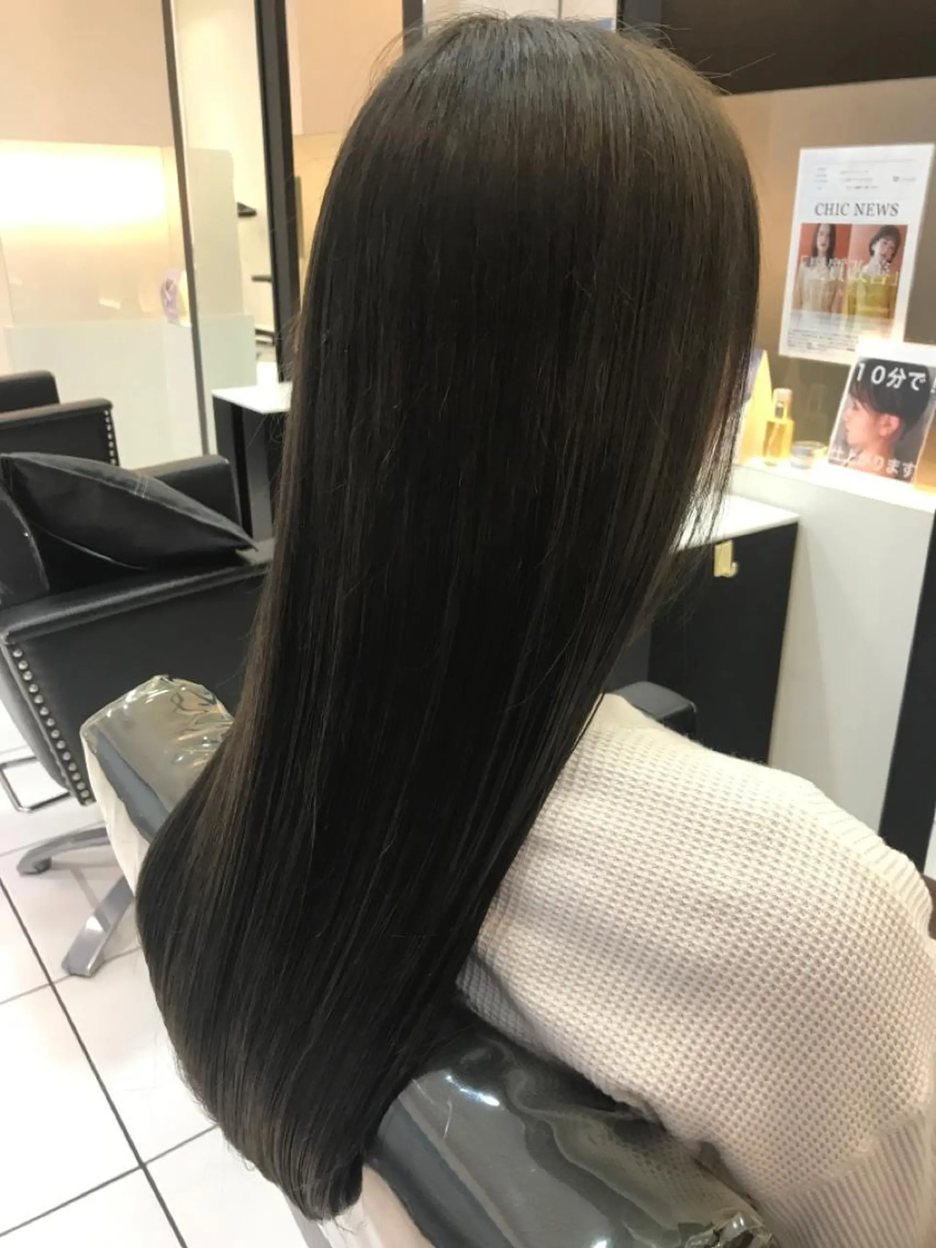 セミロング カラー YASU🍎CUT 赤系カラー/ヘアケアのヘアスタイル