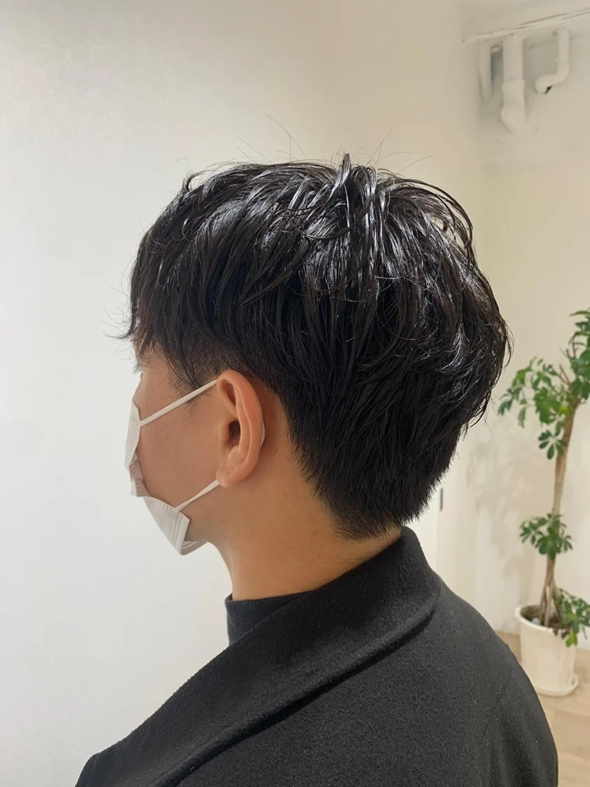 メンズ ケアブリーチ、パーマ 田中千隼のヘアスタイル