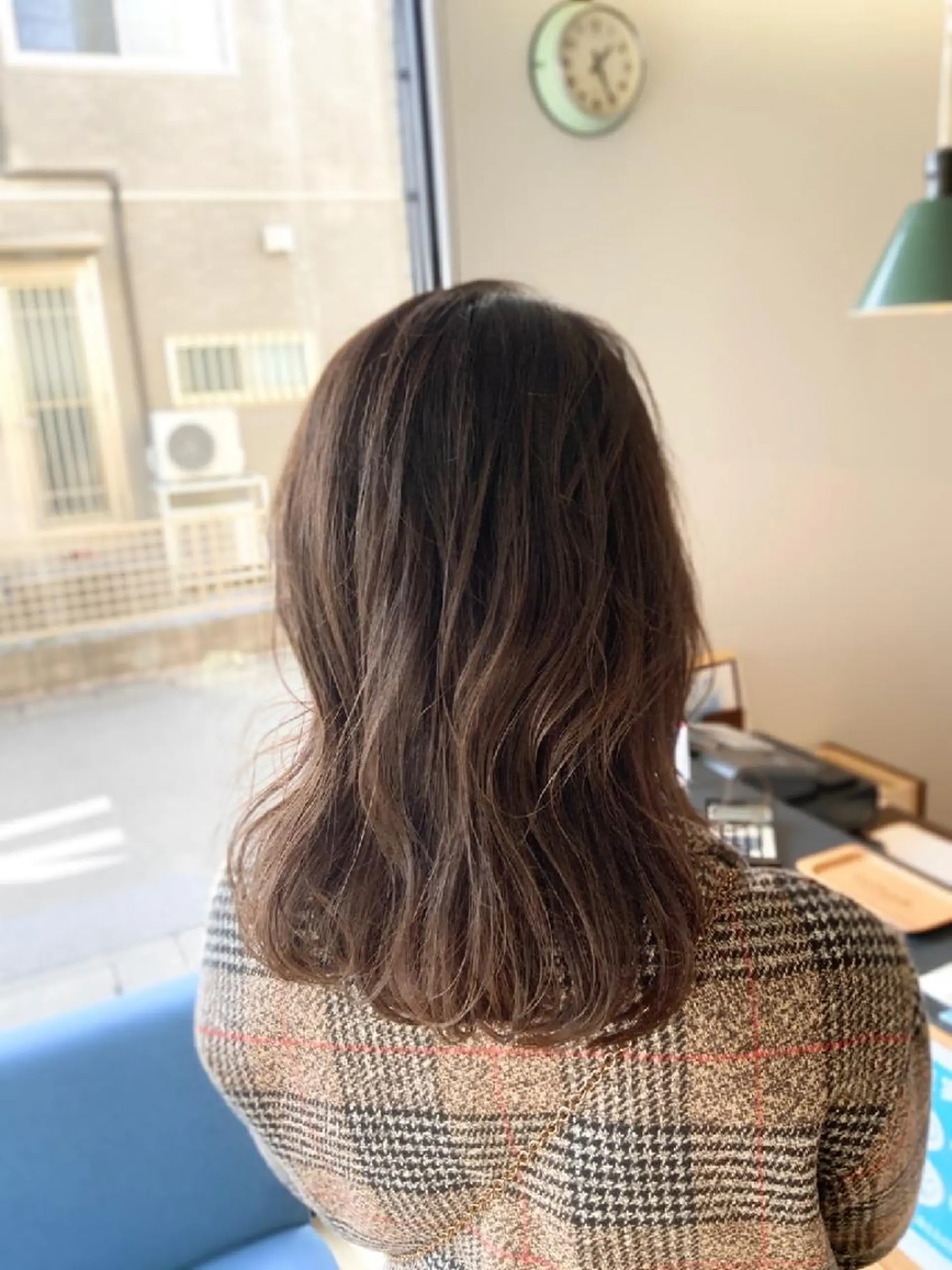 カラー ベージュカラー グレージュ 堀 望美のヘアスタイル