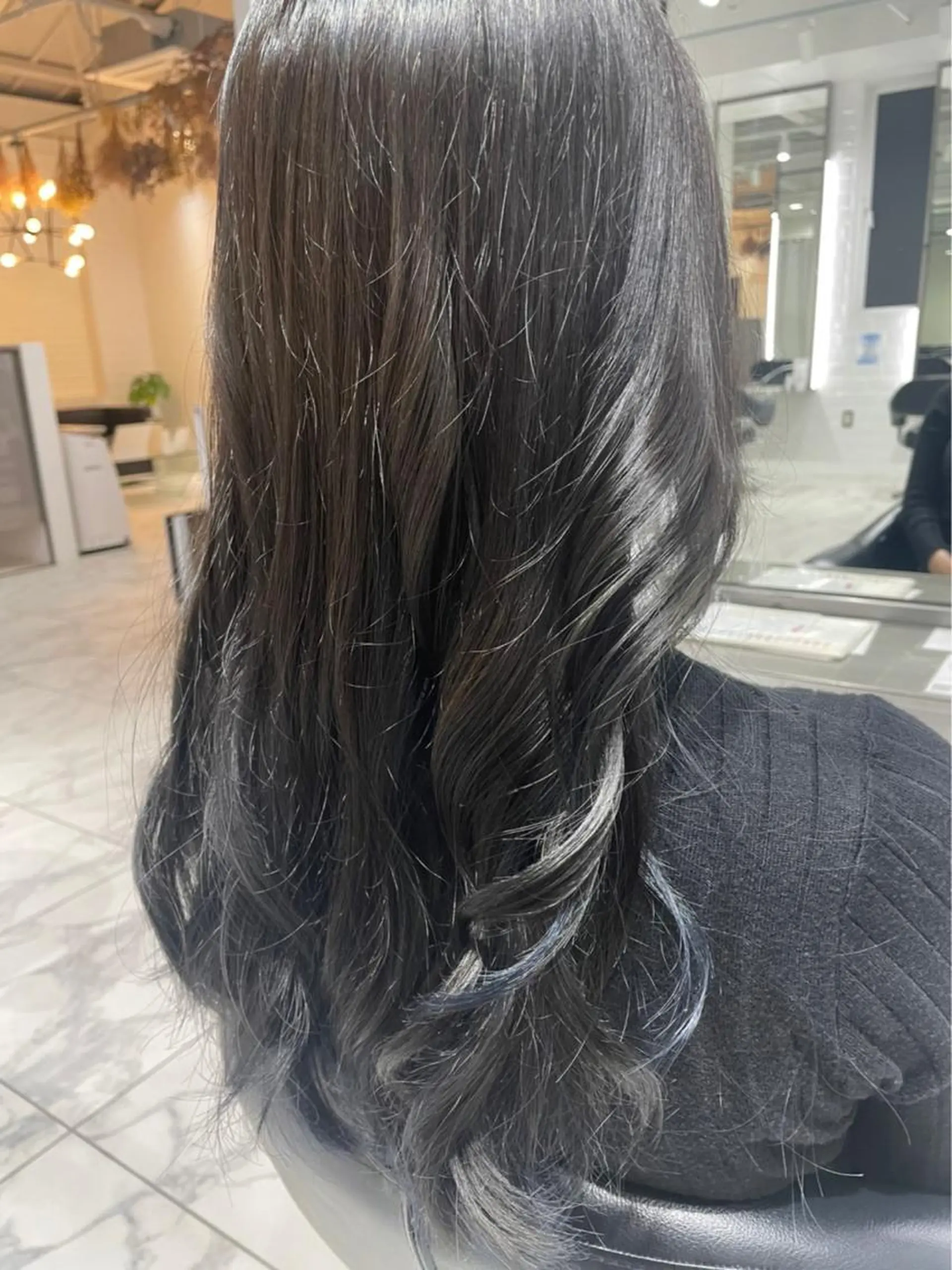 ミディアム ヘアカラー トリートメント 🫧透明感カラー 🫧Aoiのヘアスタイル