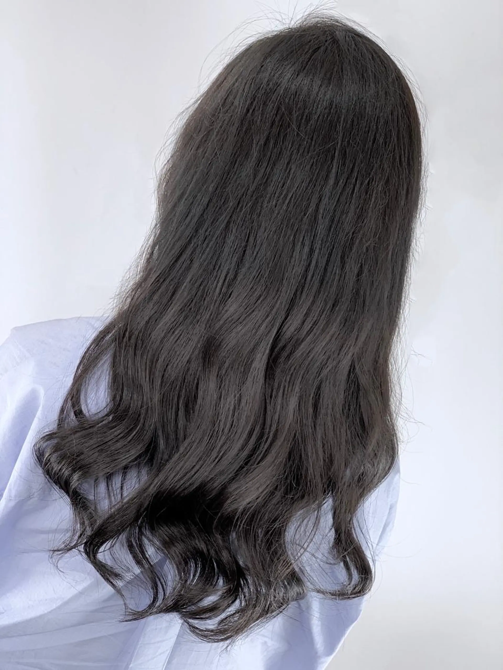 ロング カラー 黒髪 ブルーカラー ブルーブラック Lolonois梅田 /Okazaki:)のヘアスタイル