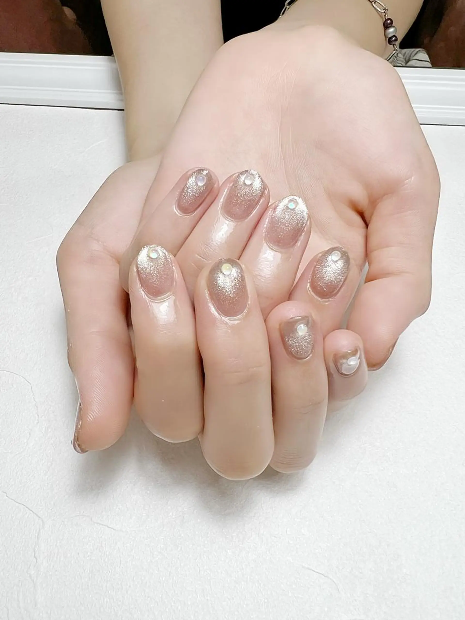 ネイル ジェルネイル グラデーション キラキラネイル マグネットネイル オフィスネイル rouse nail RISATOのネイルデザイン