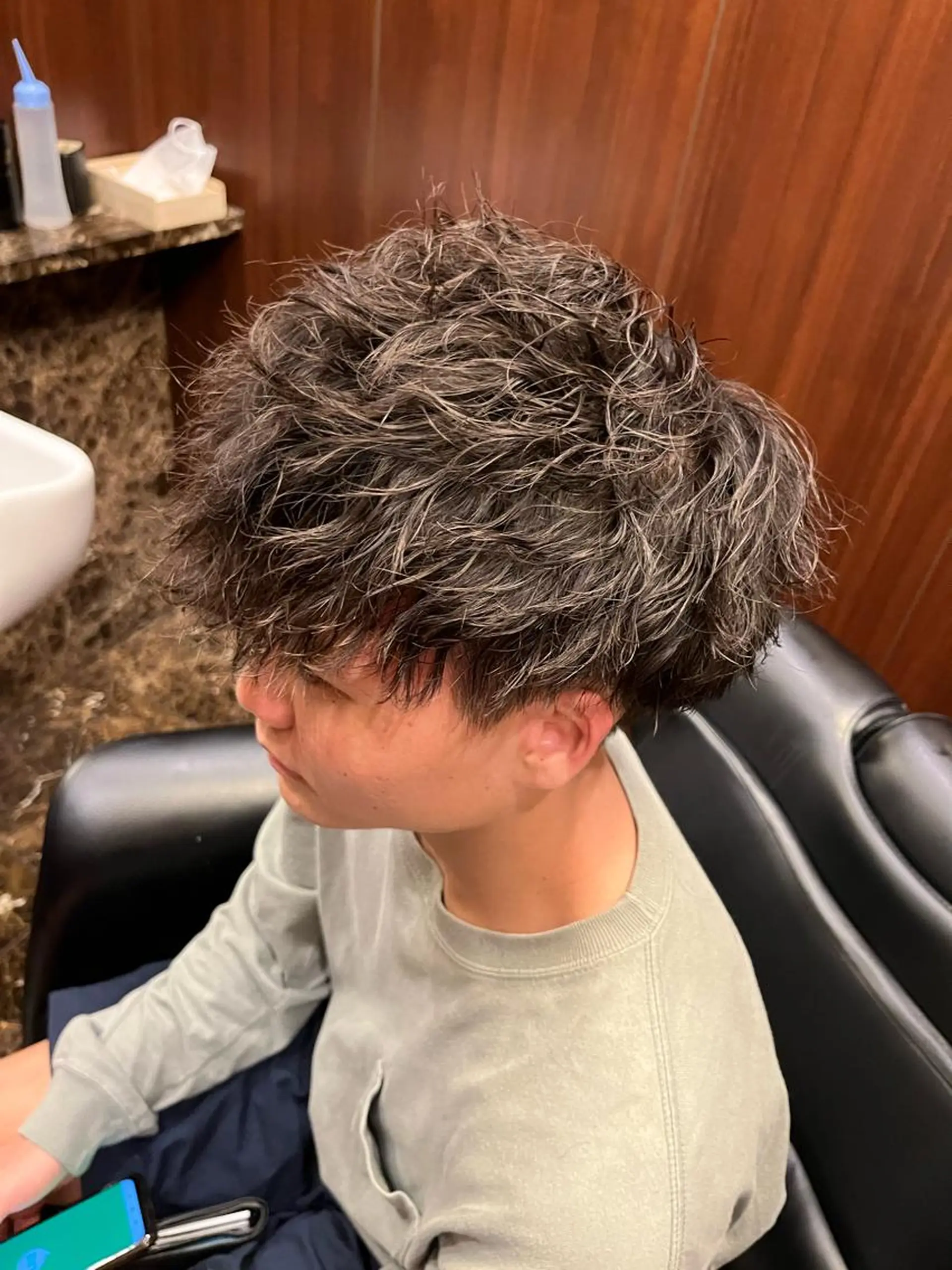 ミディアム 寺嶋 涼のヘアスタイル