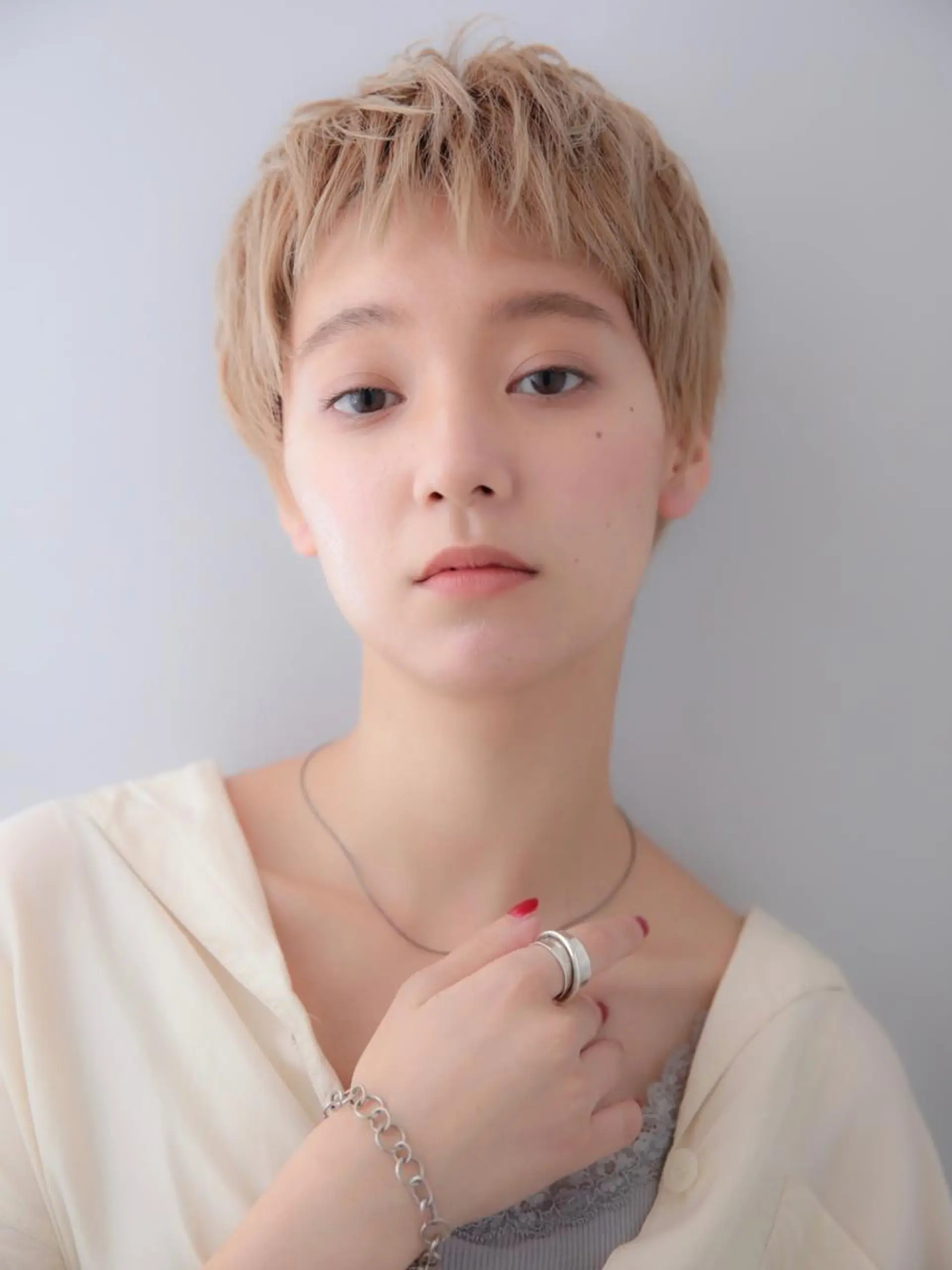 ショート カラー レイヤーカット✂️ 横浜No1♡下鳥翔子のヘアスタイル