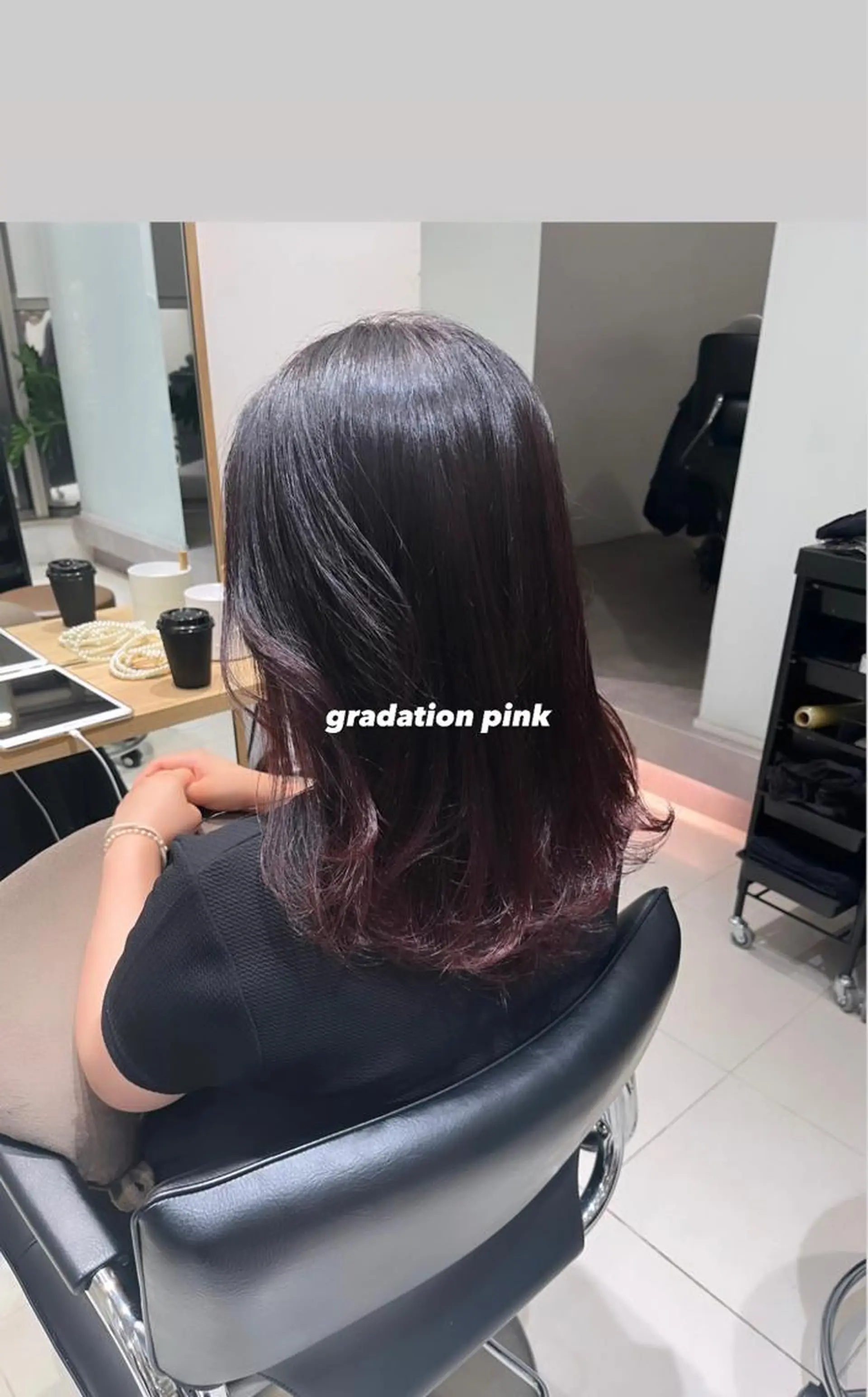 セミロング カラー ヘアアレンジ グラデーションカラー ピンクカラー MAYU/上質ハイト ーン/レイヤーのヘアスタイル
