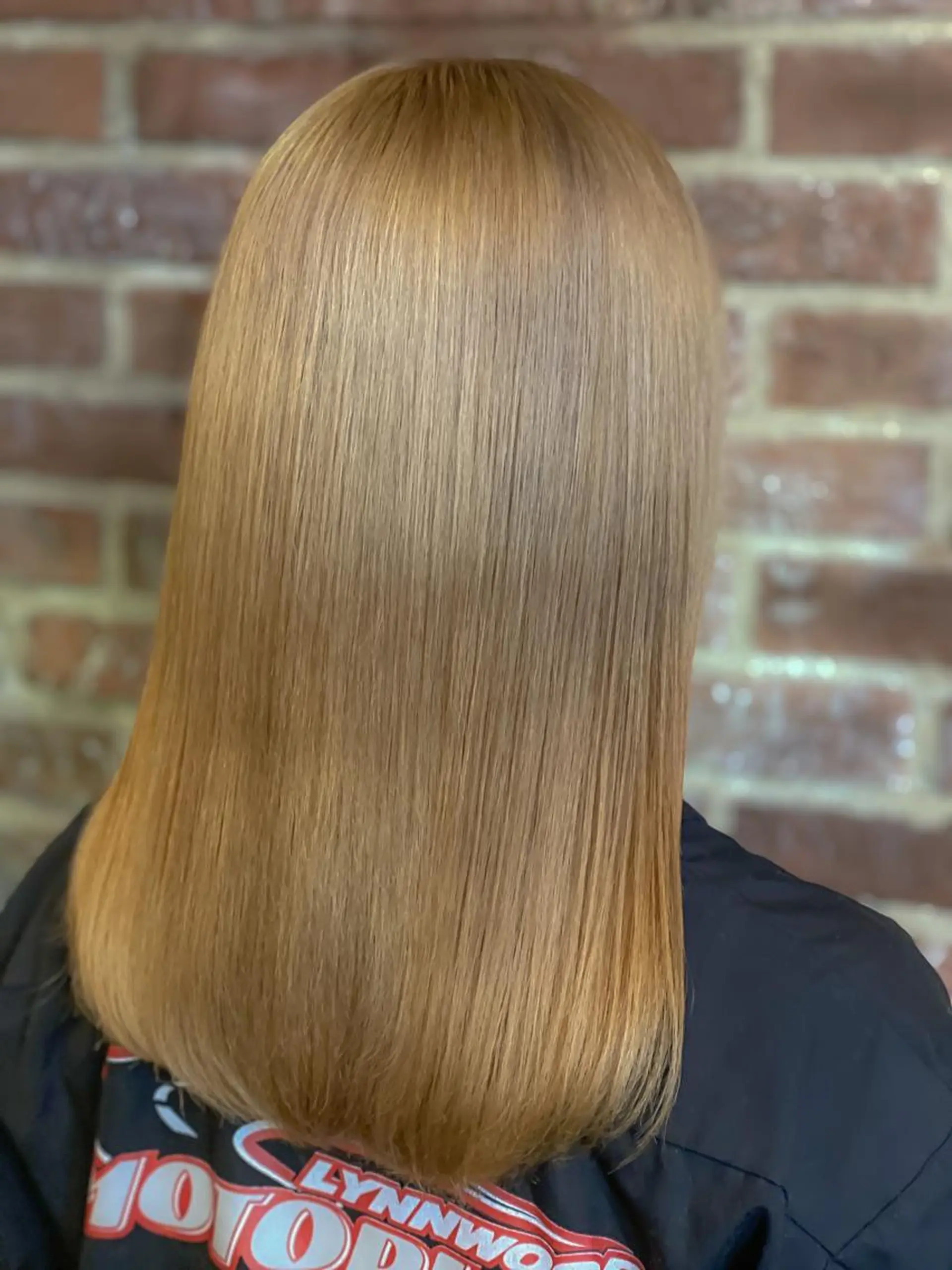 セミロング カラー パーマ アディクシーカラー ブリーチ ケアブリーチ トリートメント AUBE hair garden渋谷所属・✨ハイトーンカラー 🌈モテ髪のヘアスタイル