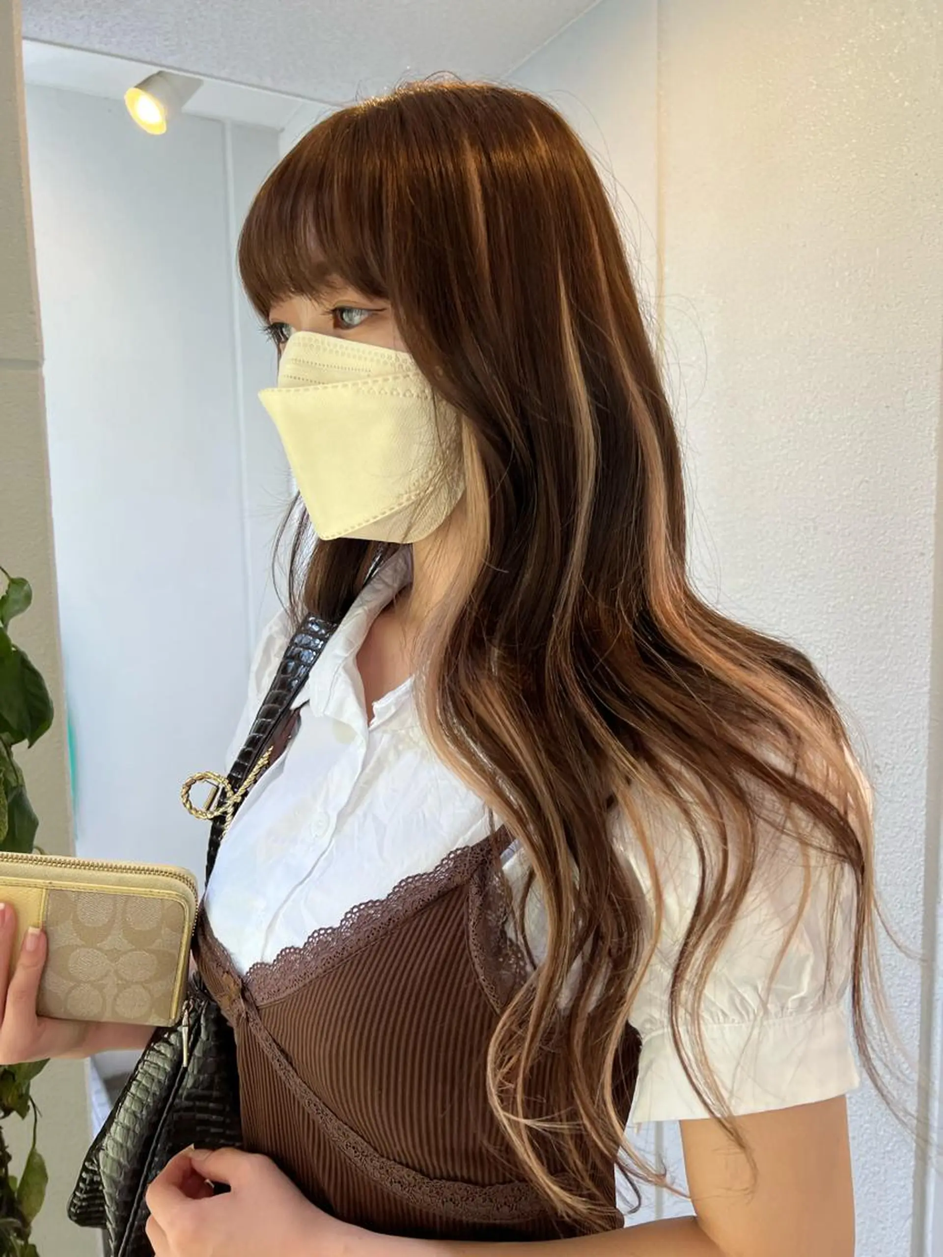 ロング カラー プルエクステ ハイライトカラー エクステ ハイライト ハイトーン&髪質改善 ＆韓国エクステ🤎のヘアスタイル