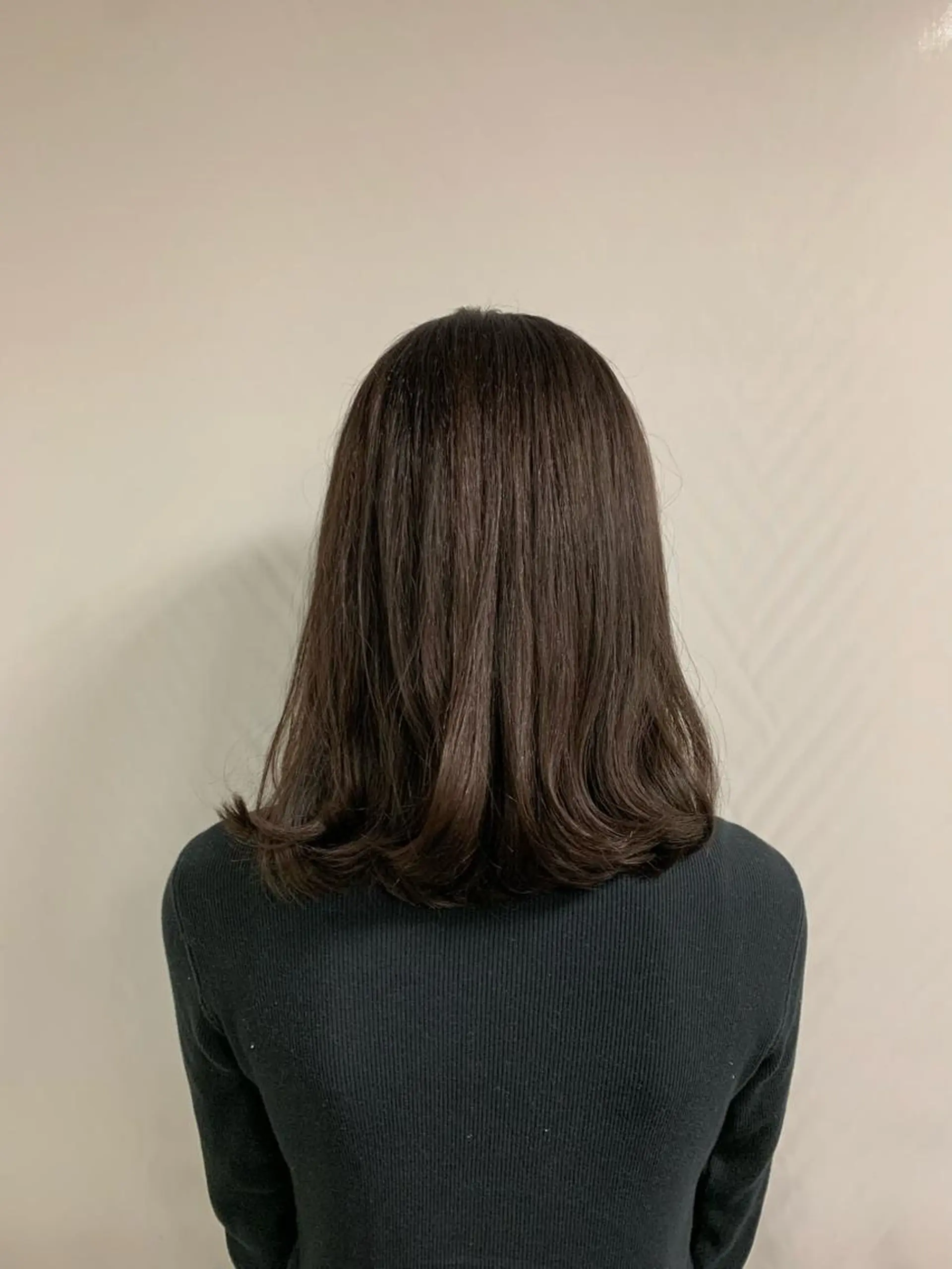 ミディアム 学生 ウスイマイコ カット/ケアカラーのヘアスタイル