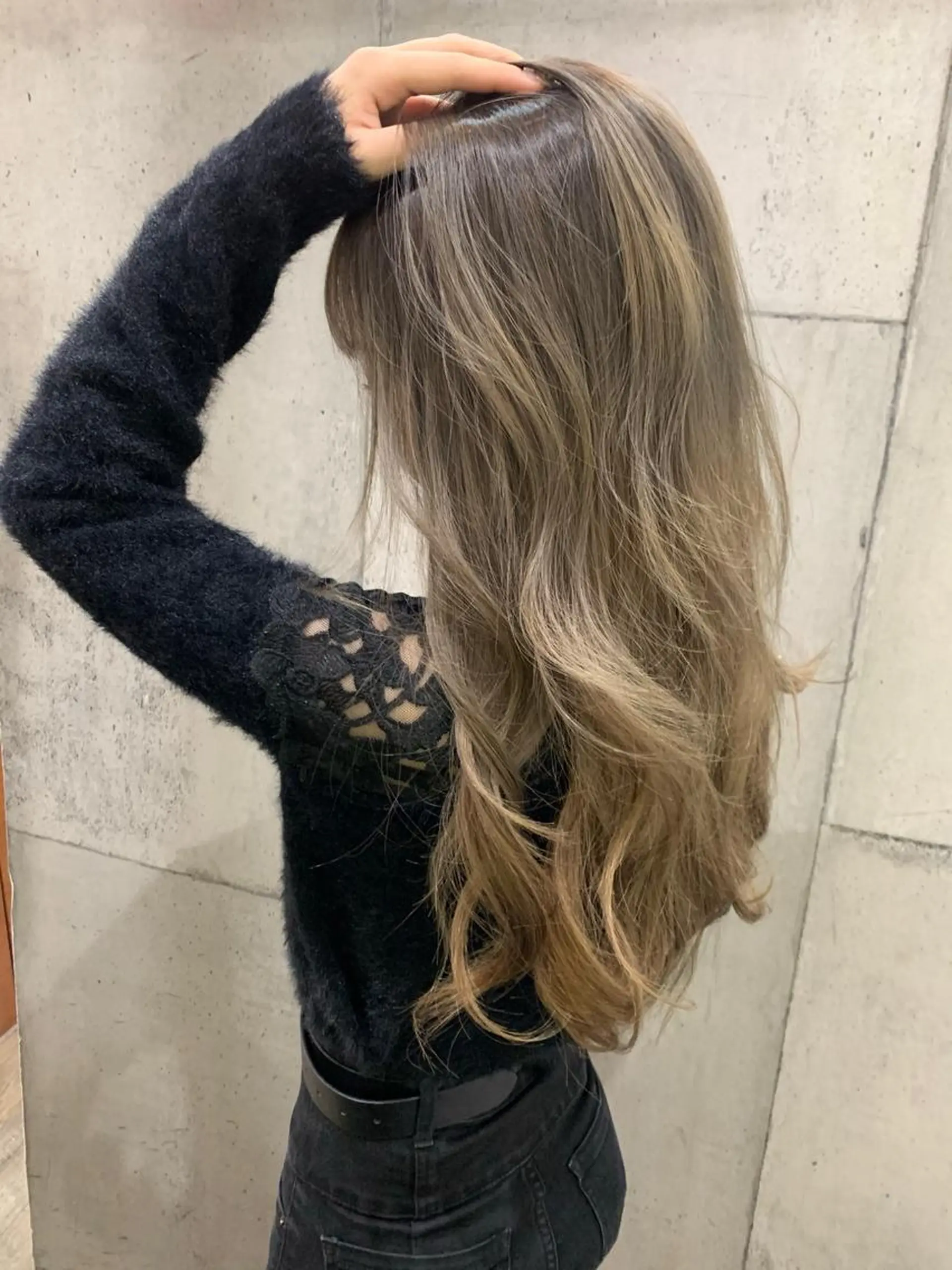 ロング カラー Mikuri 【Little】のヘアスタイル