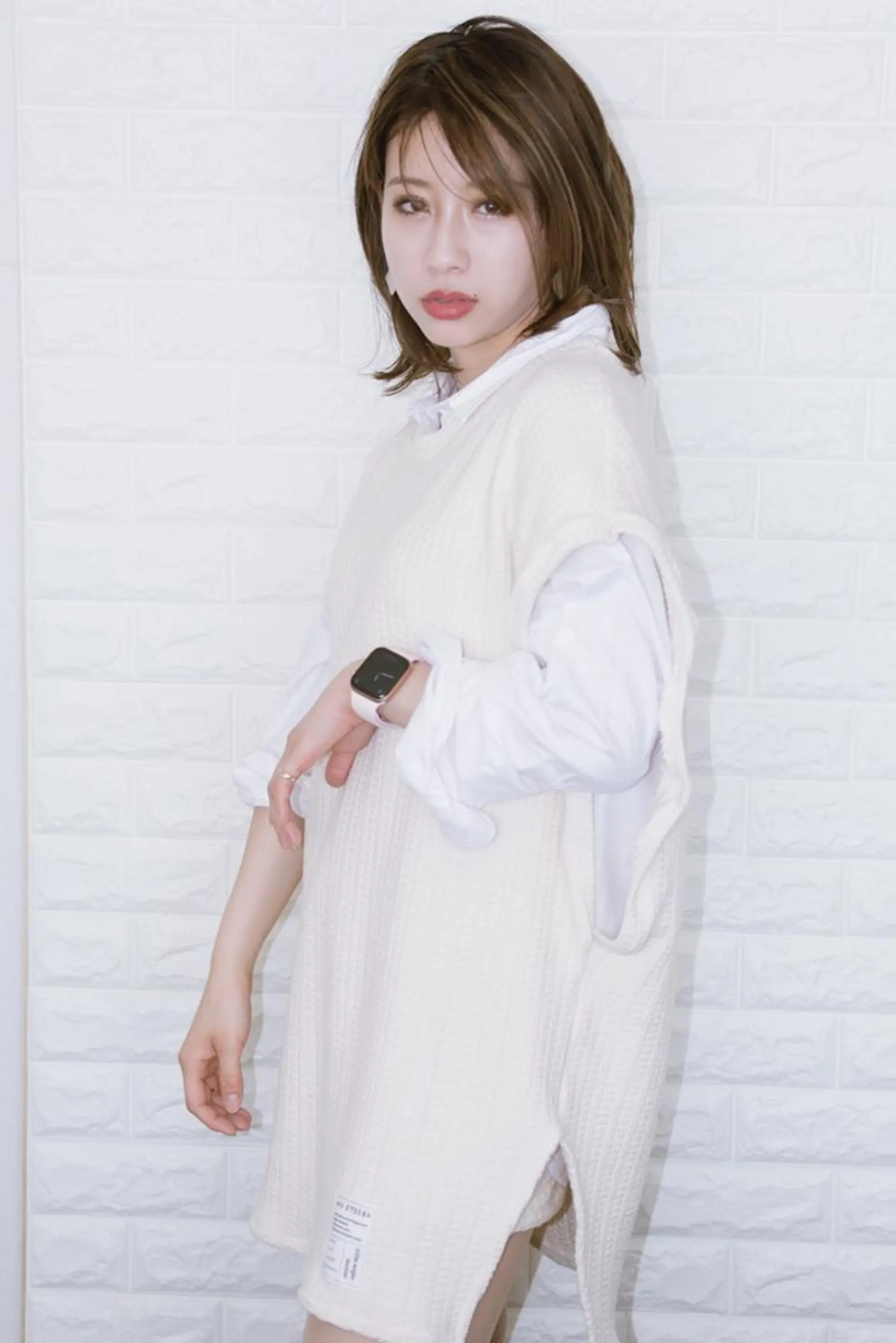 ミディアム カラー ショートボブ ベージュカラー ブルーカラー ブルージュ グレージュ 撮影モデル 斉藤 正敏のその他イメージ