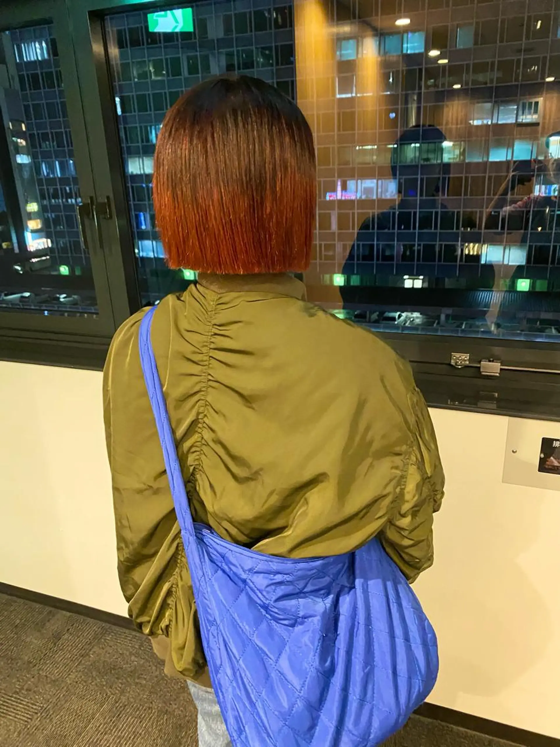 ショート カラー パーマ ヘアアレンジ デザインカラー/ボブ ブリーチカラー/ユリのヘアスタイル