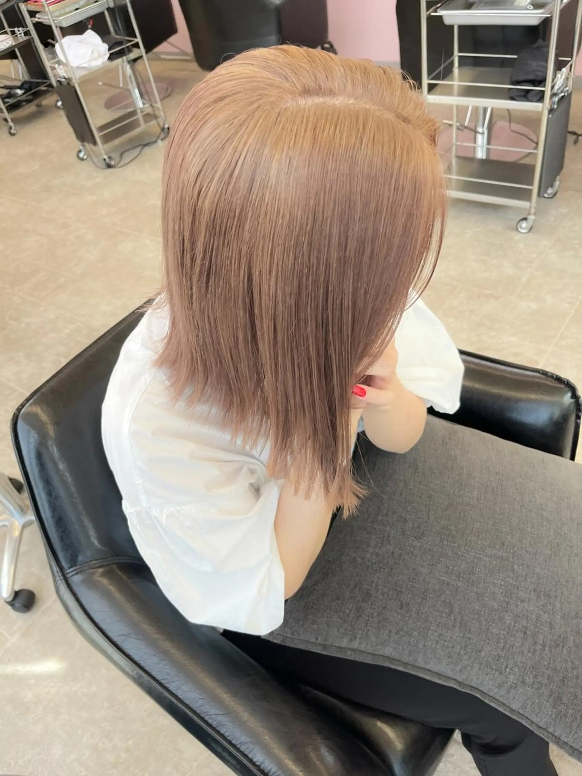 ミディアム カット ヘアカラー トリートメント MATTY yoshika 🐻のヘアスタイル