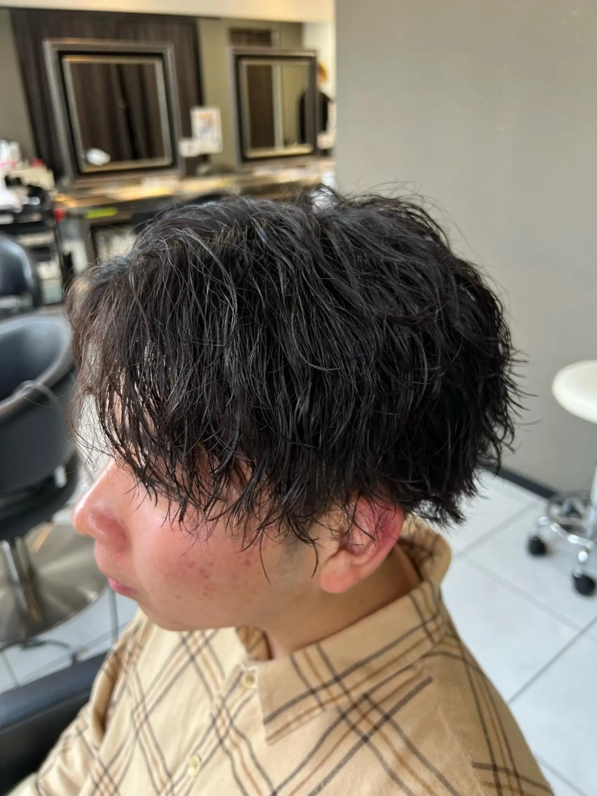 パーマ メンズ センターパート フェードカット カルマパーマ マッシュ メンズパーマ カット パーマ パーマ特化美容師 茂木広幸のヘアスタイル